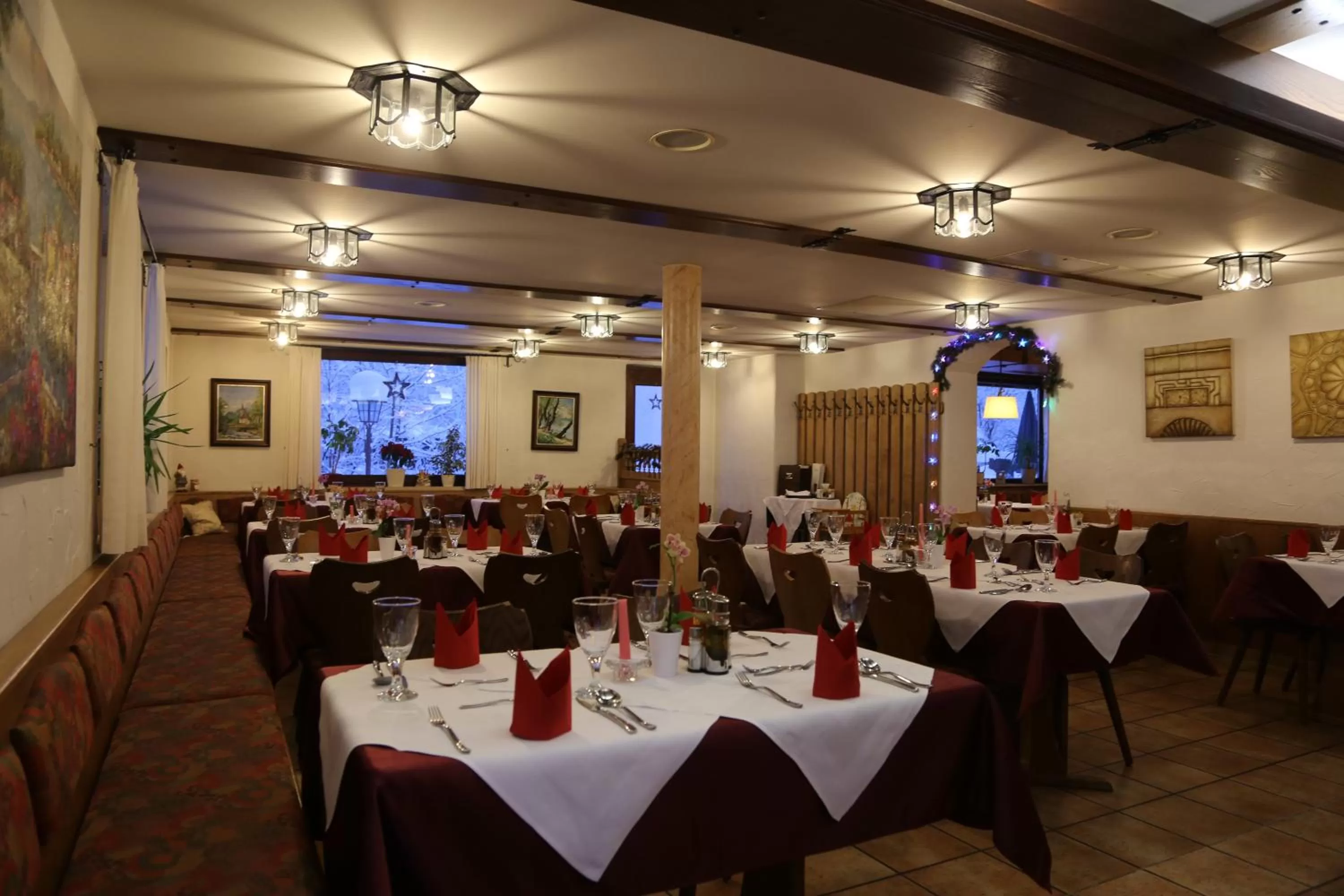 Restaurant/places to eat in Hotel Köppeleck