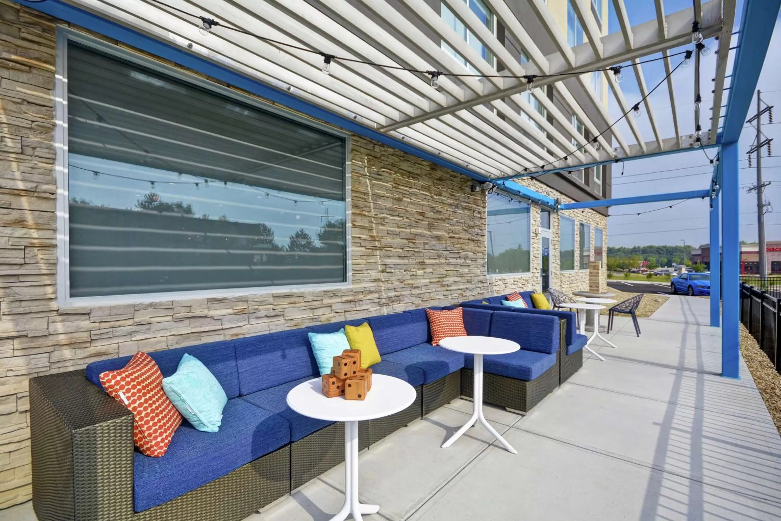 Patio in Tru By Hilton Beavercreek Dayton