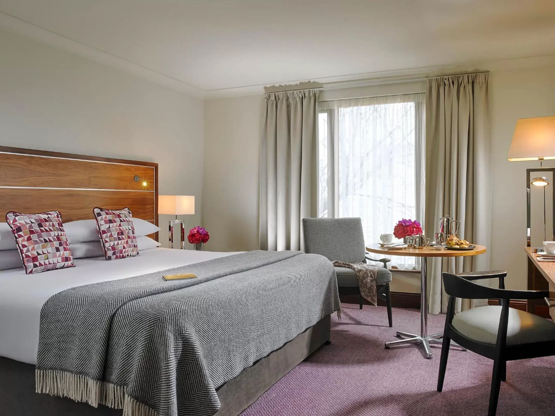 Double Room in The Green Double Room in The Green