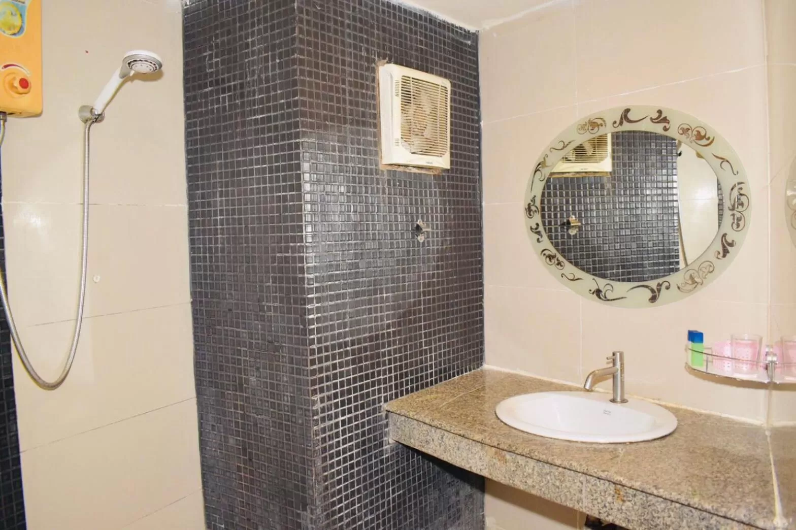 Bathroom in Royal Express Inn