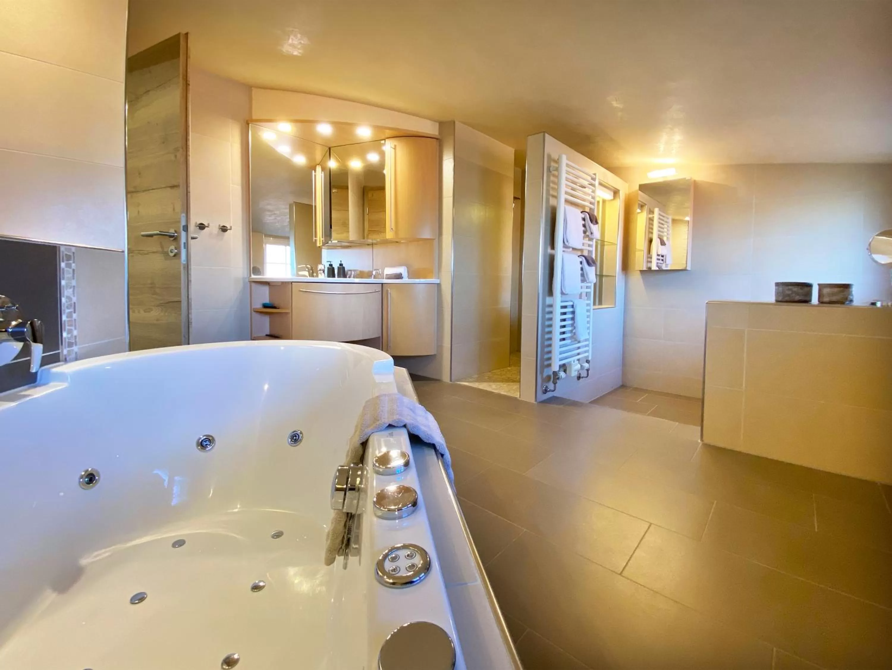 Bathroom in OlfenLodge