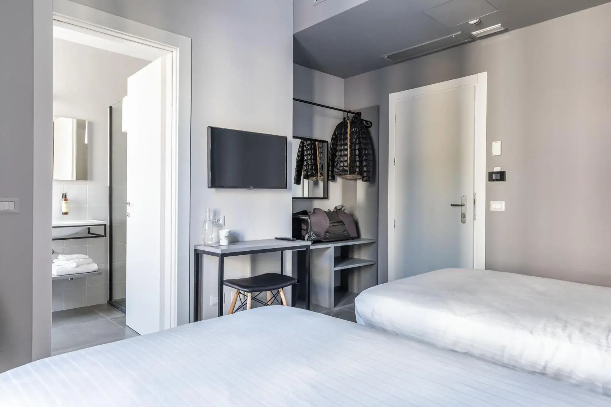 Standard Twin Room - single occupancy in Mathis Standard Twin Room - single occupancy in Mathis