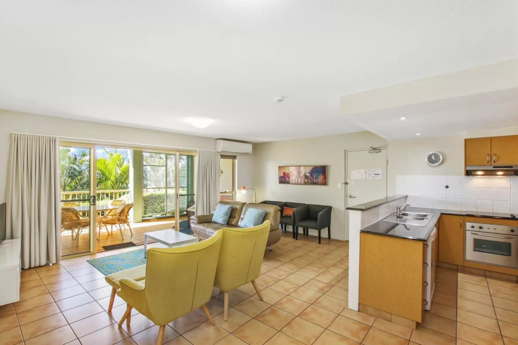 Bed in Lennox Beach Resort