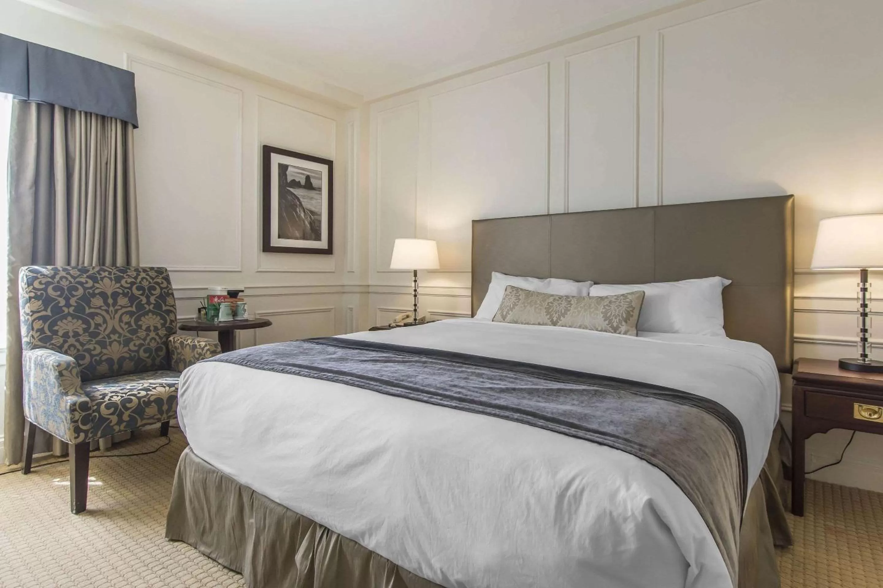 Photo of the whole room, Bed in Digby Pines Golf Resort and Spa