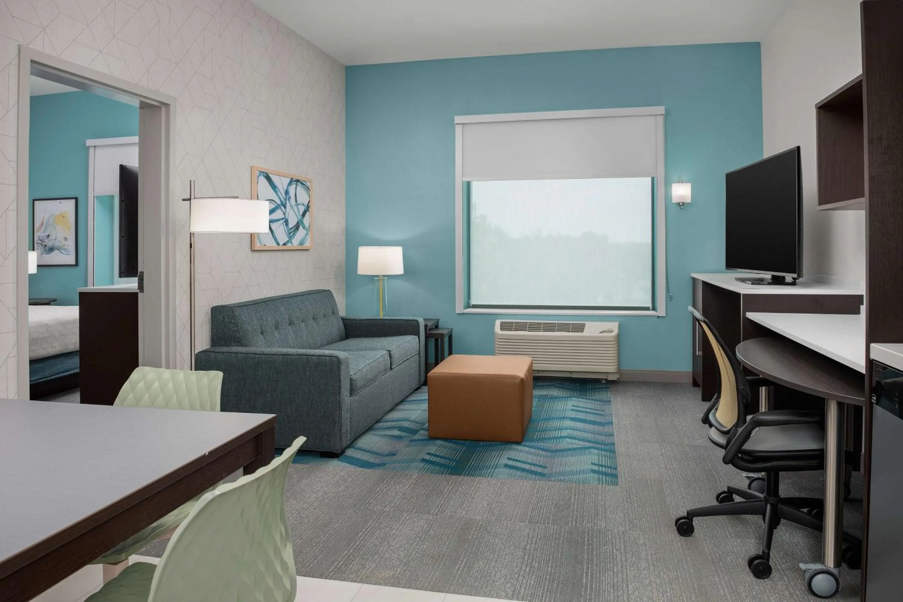 Living room in Home2 Suites Orlando Southeast Nona