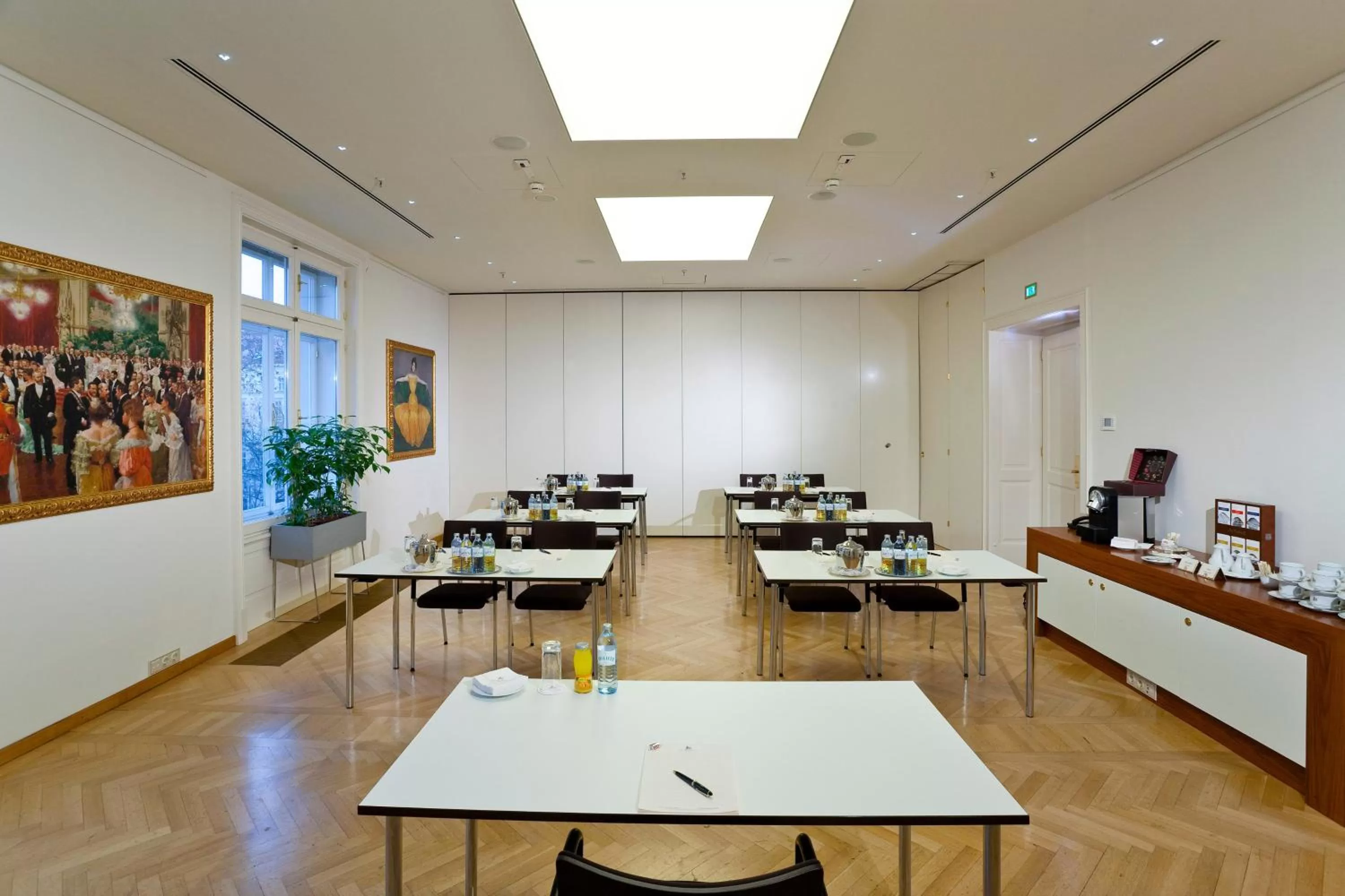 Meeting/conference room in Grand Hotel Wien