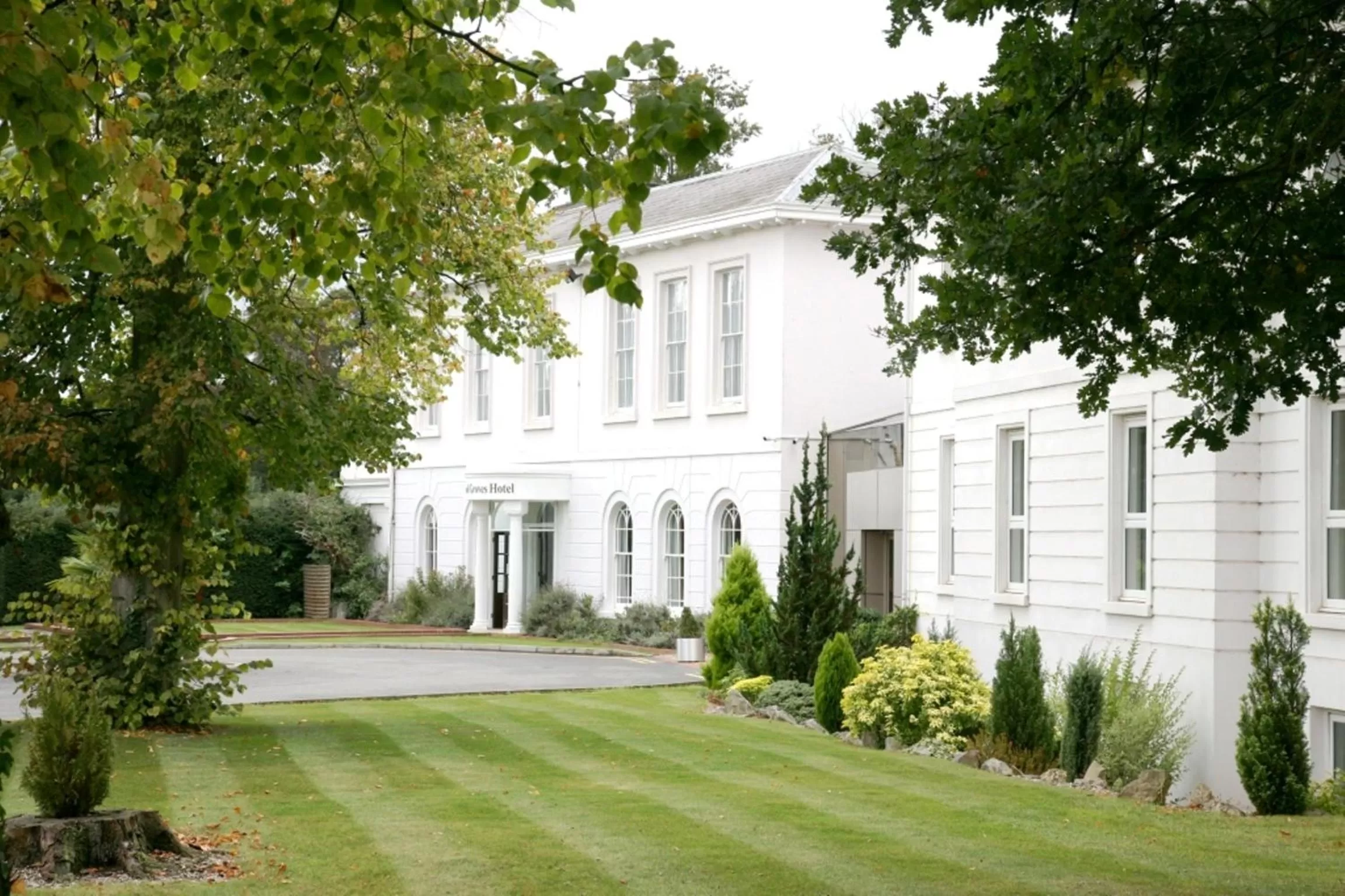 Manor Of Groves Hotel, Golf & Health Club