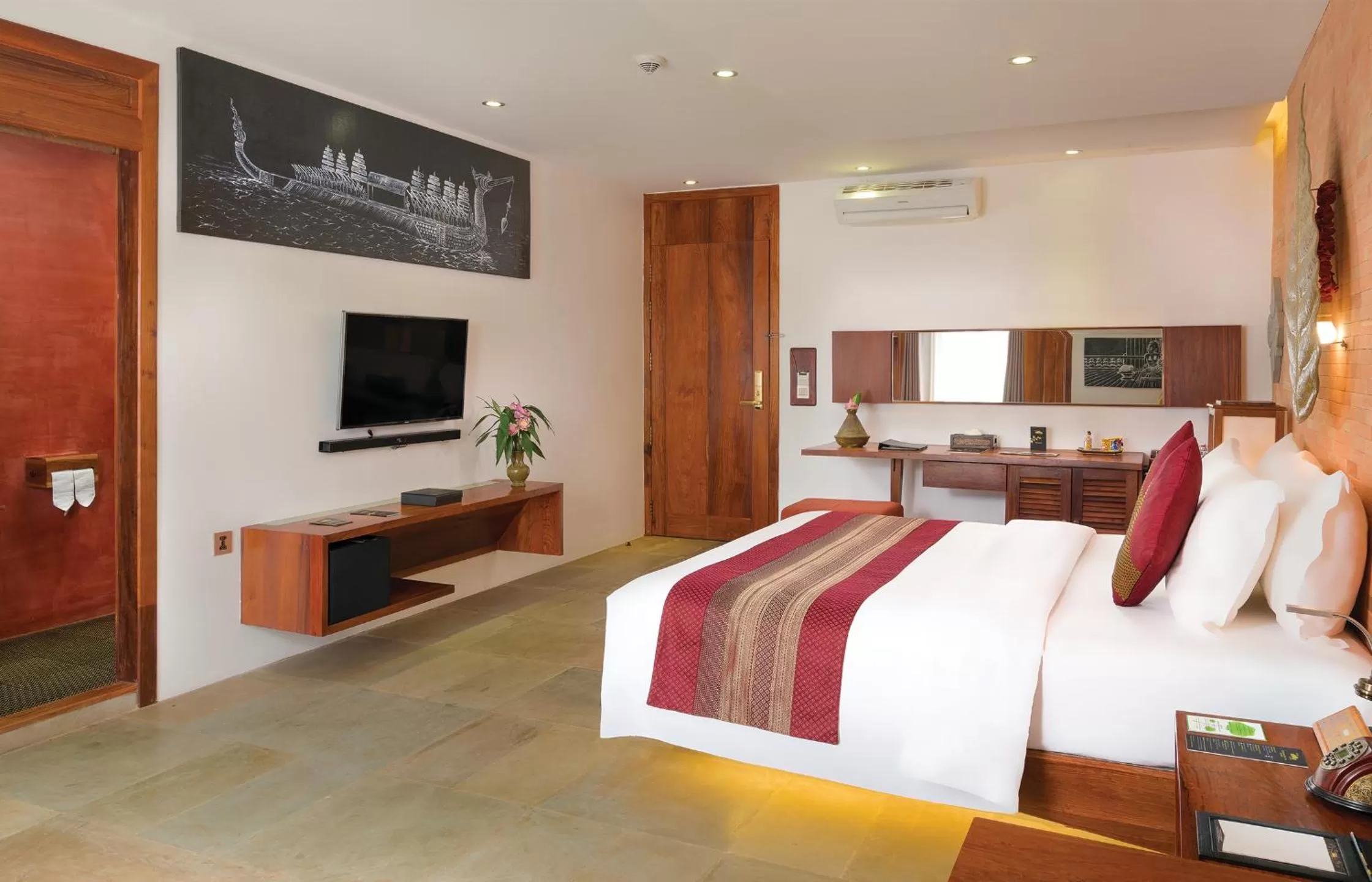 Seating area, Bed in Golden Temple Residence