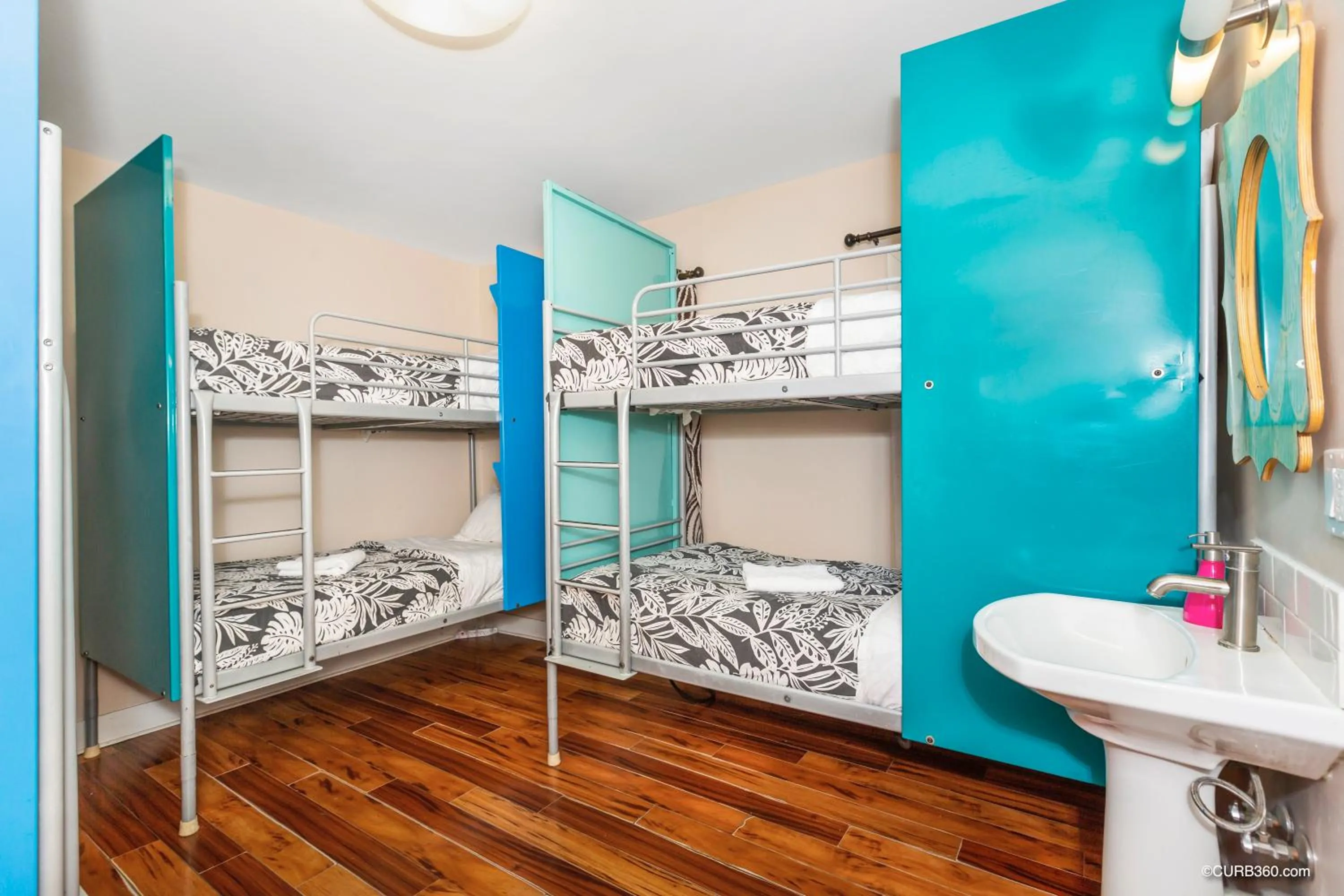 Bed in Samesun Ocean Beach Hotel & Hostel