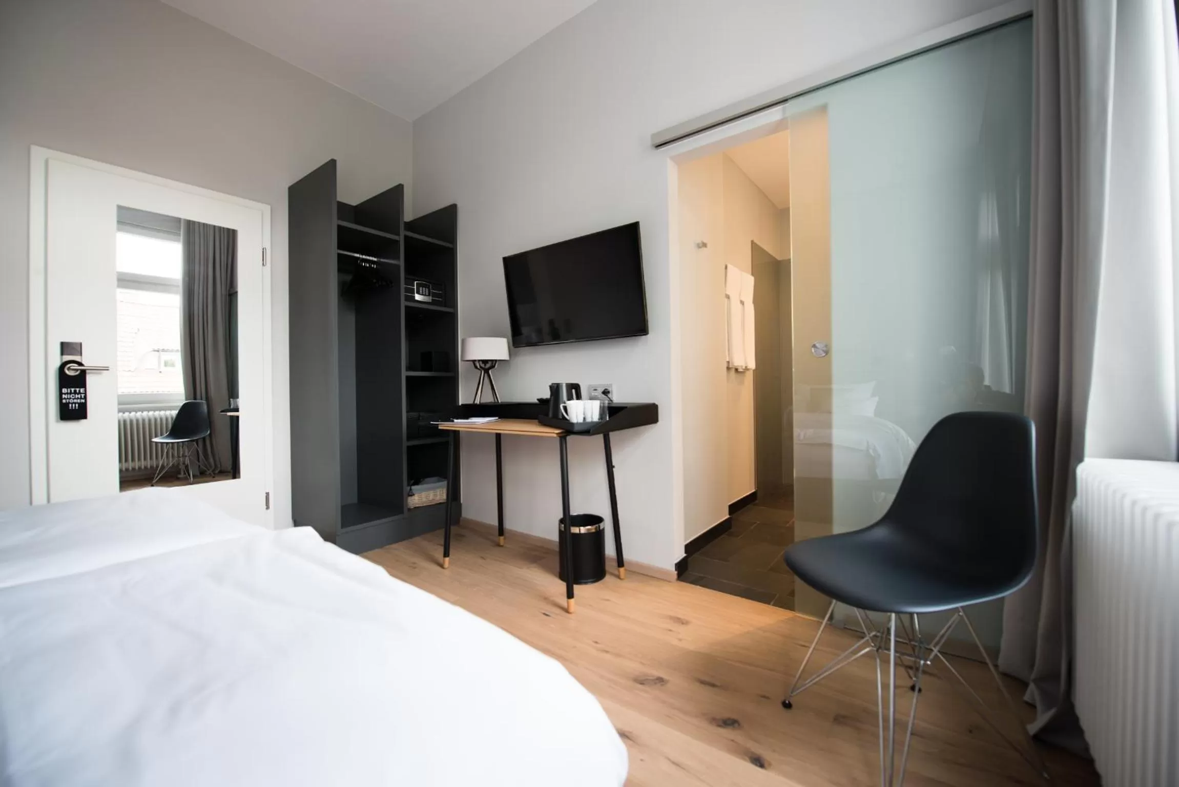 Photo of the whole room, Bed in LIONO BoutiqueHotel