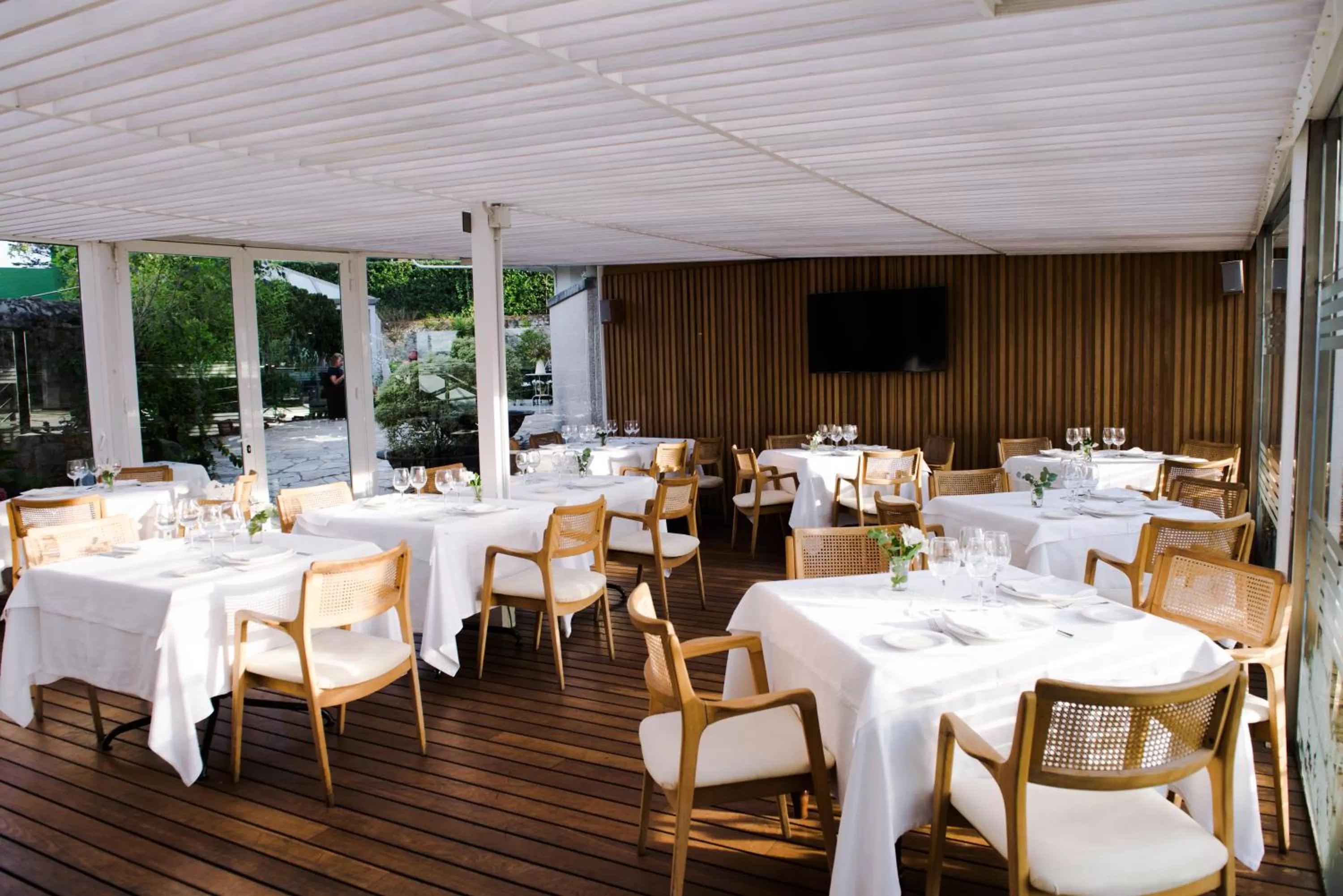 Restaurant/places to eat in Gran Hotel Victoria