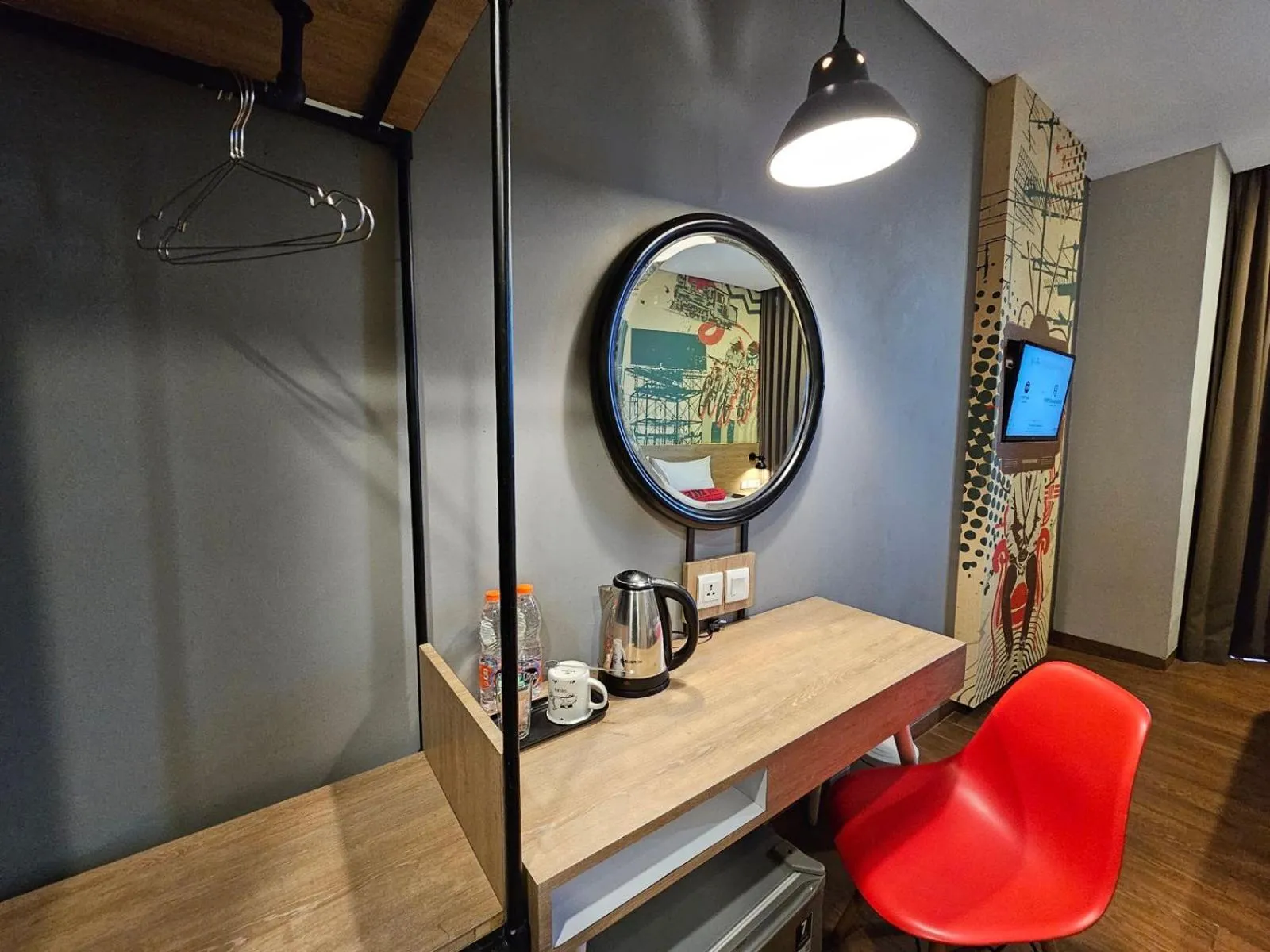 Coffee/tea facilities, Bathroom in Meotel Jember by Dafam