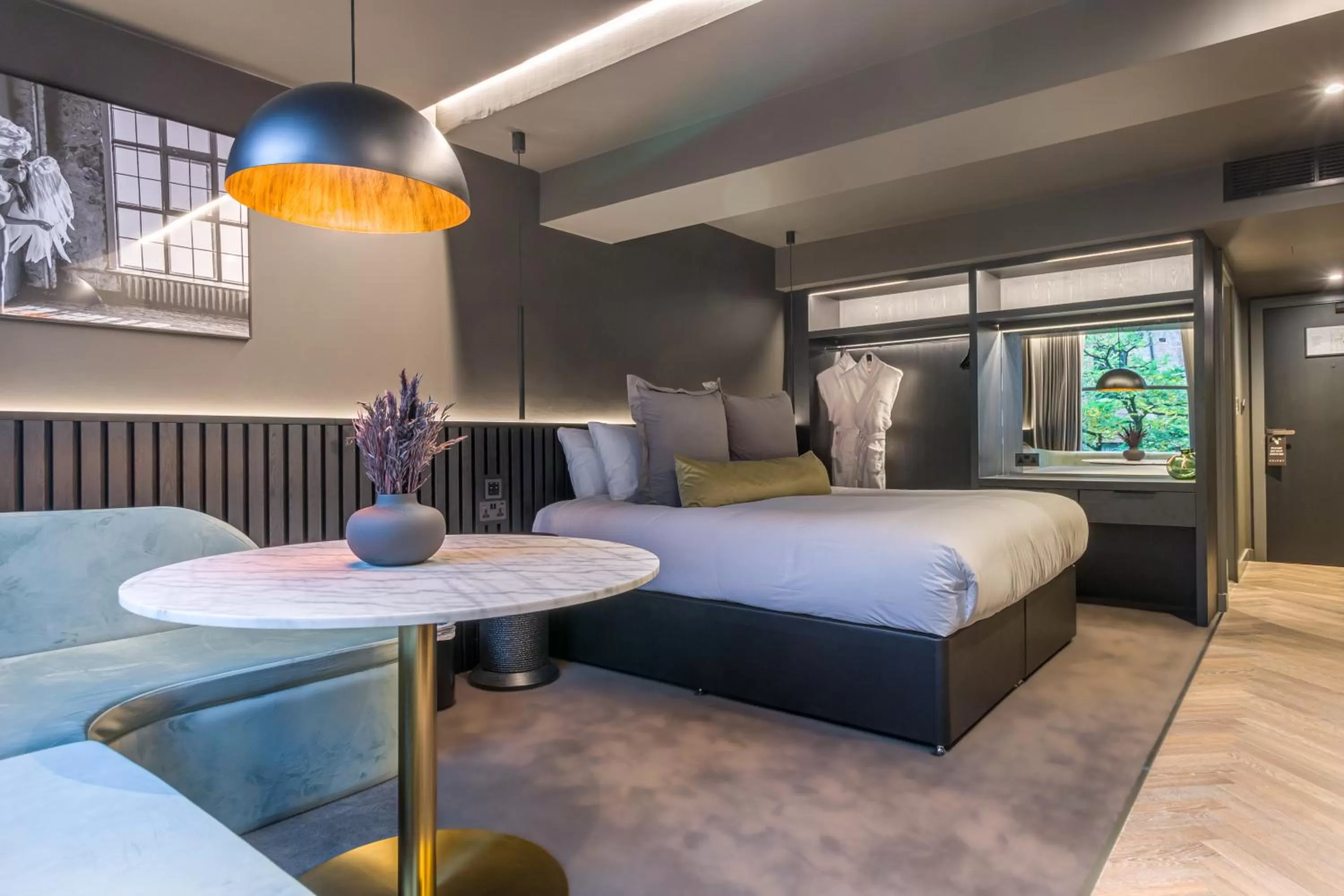 Photo of the whole room, Bed in Velvet Hotel Manchester, WorldHotels Crafted