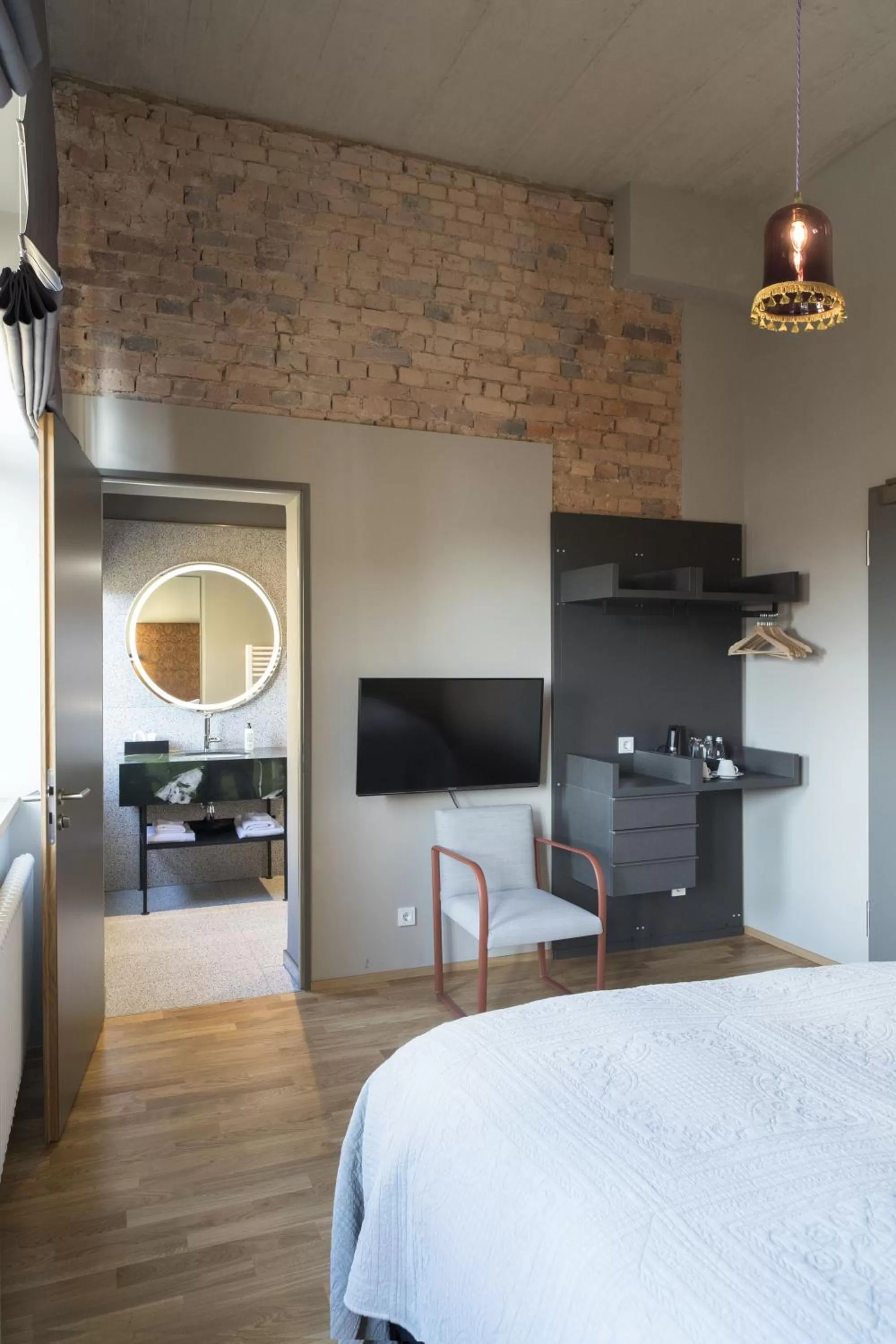 Photo of the whole room, Bed in Hotel Sonne