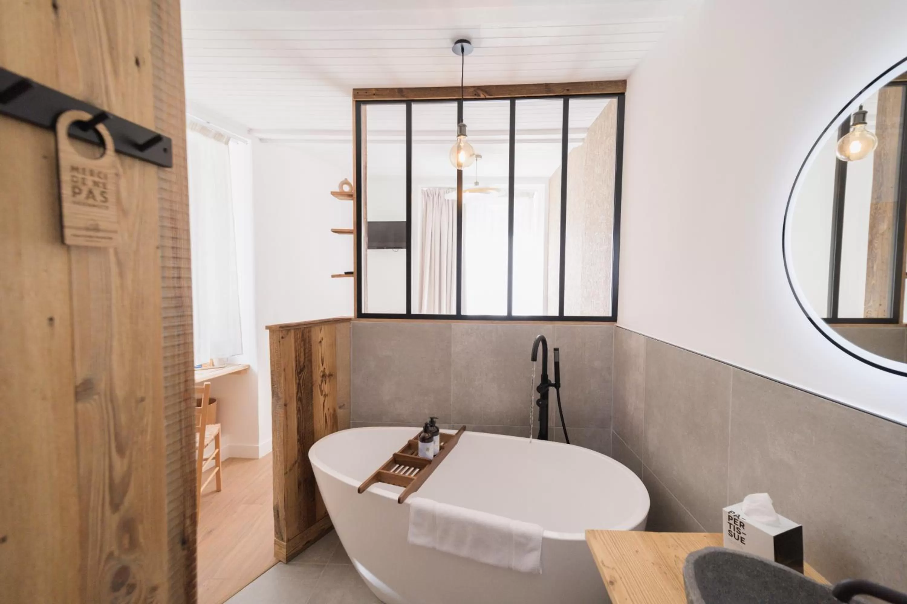 Bed in Hôtel Maison Doron