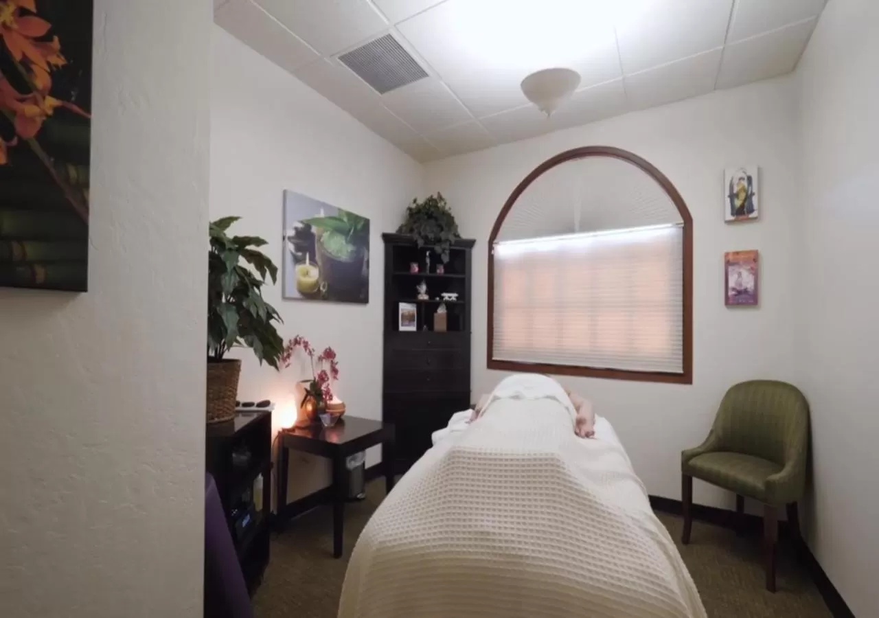 Massage, Bed in Hilton Vacation Club Los Abrigados Resort & Spa Sedona