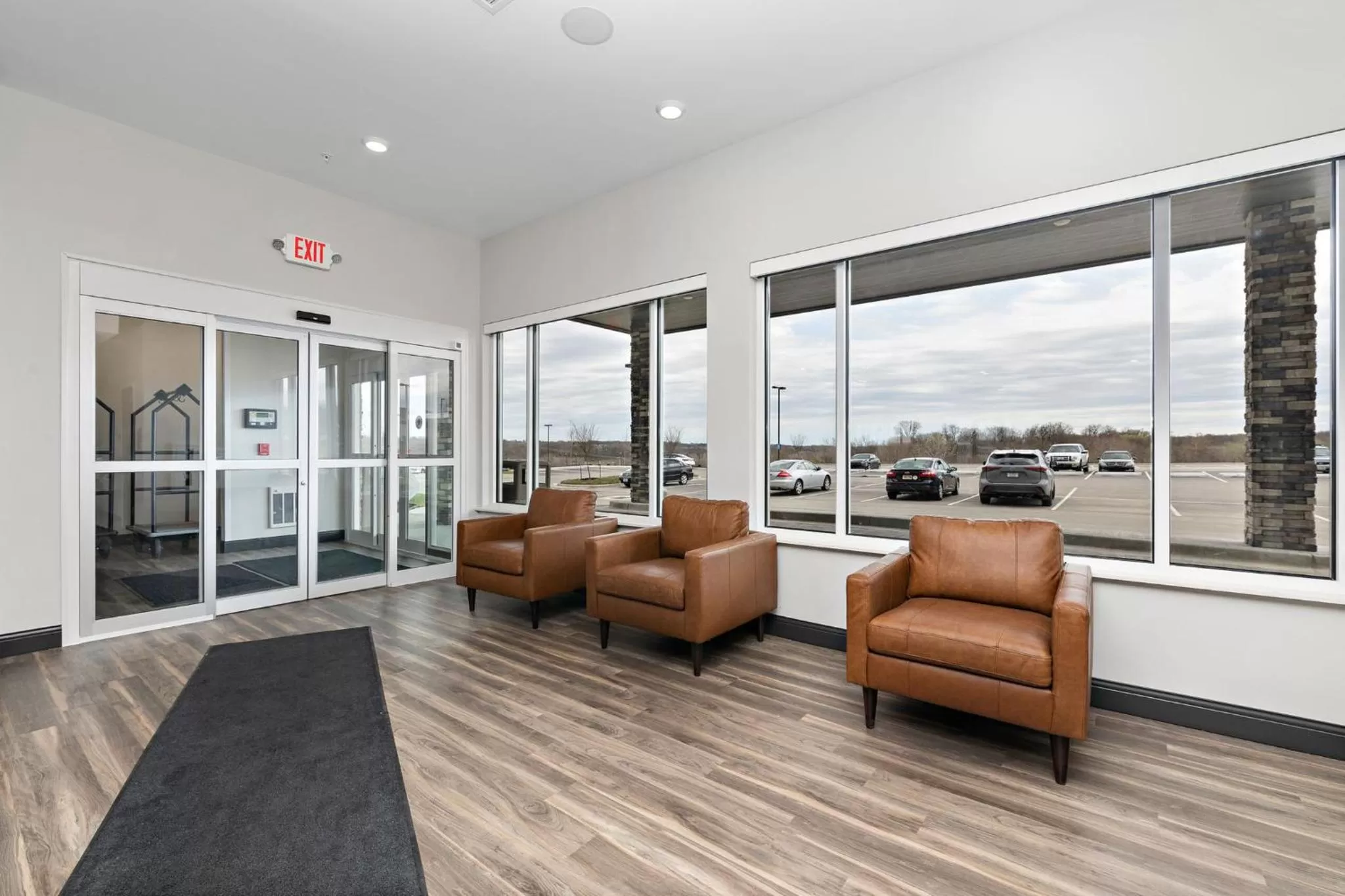 Property building in Holiday Inn Express Kansas City North Parkville by IHG