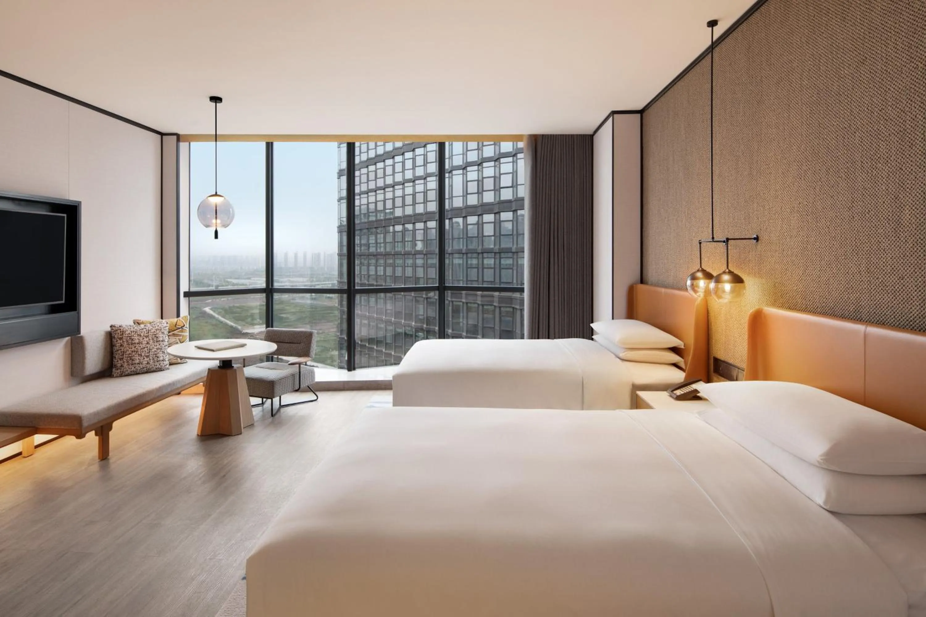 Photo of the whole room, Bed in Sheraton Xi'an Chanba