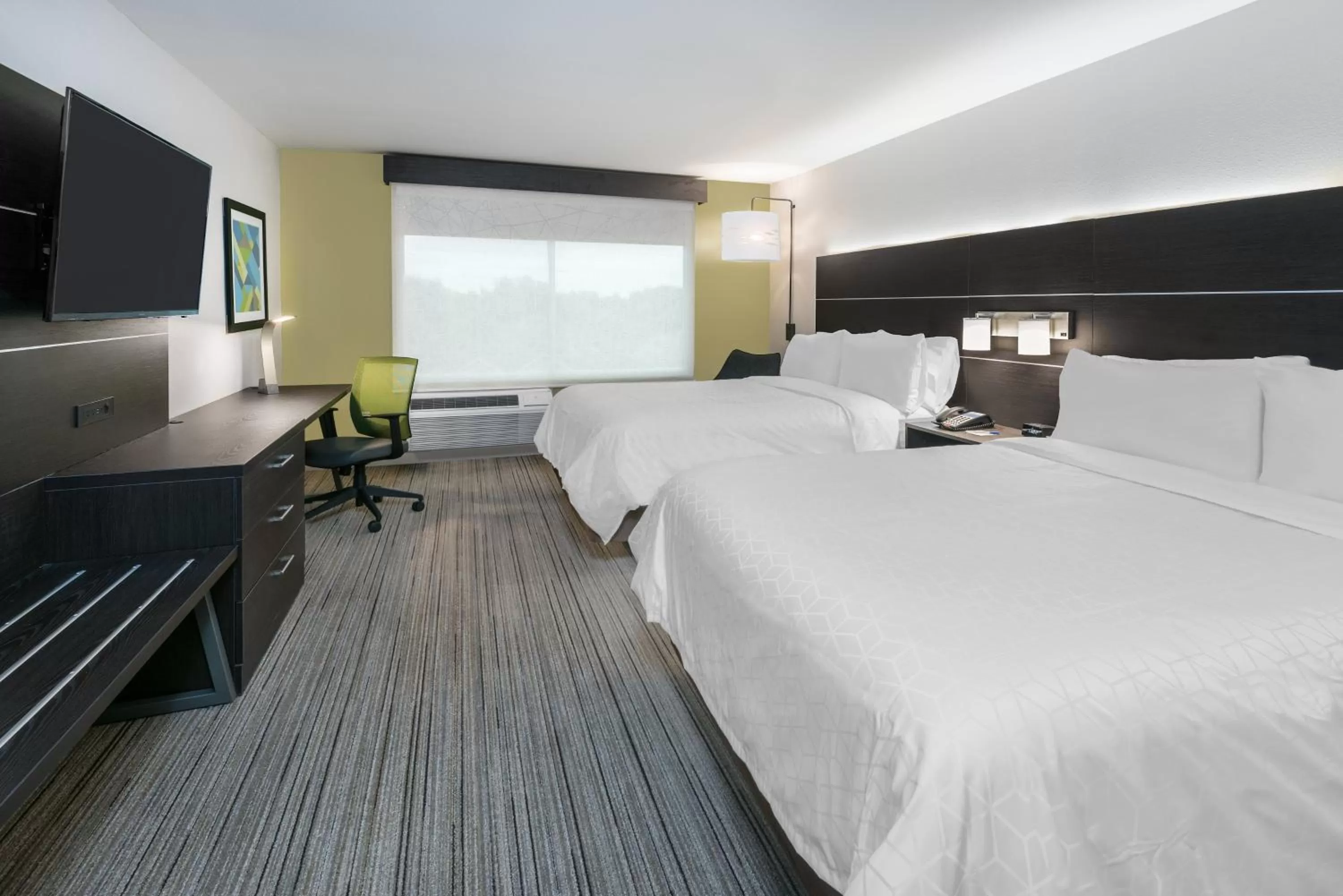 Photo of the whole room, Bed in Holiday Inn Express & Suites- Sugar Land SE - Missouri City by IHG