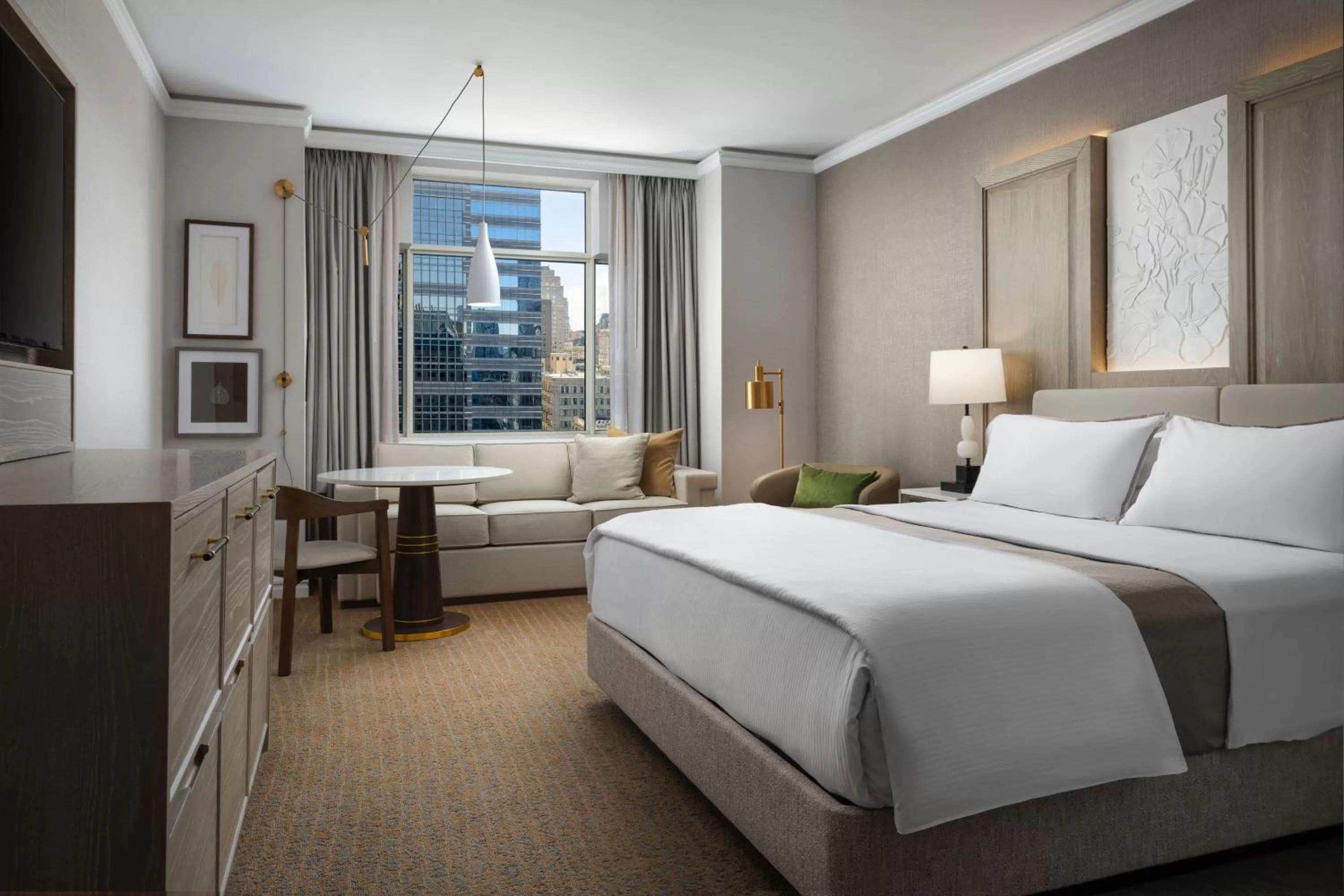Photo of the whole room, Bed in The Westin Philadelphia
