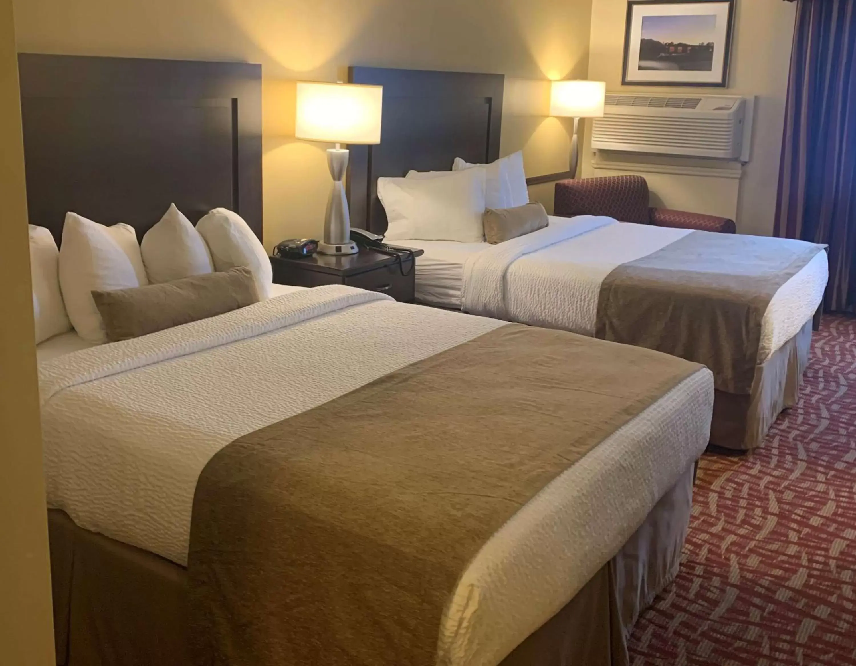 Queen Room with Two Queen Beds and Roll-In Shower - Disability Access/Non-Smoking in Best Western Plus Wilkes Barre Center City Queen Room with Two Queen Beds and Roll-In Shower - Disability Access/Non-Smoking in Best Western Plus Wilkes Barre Center City
