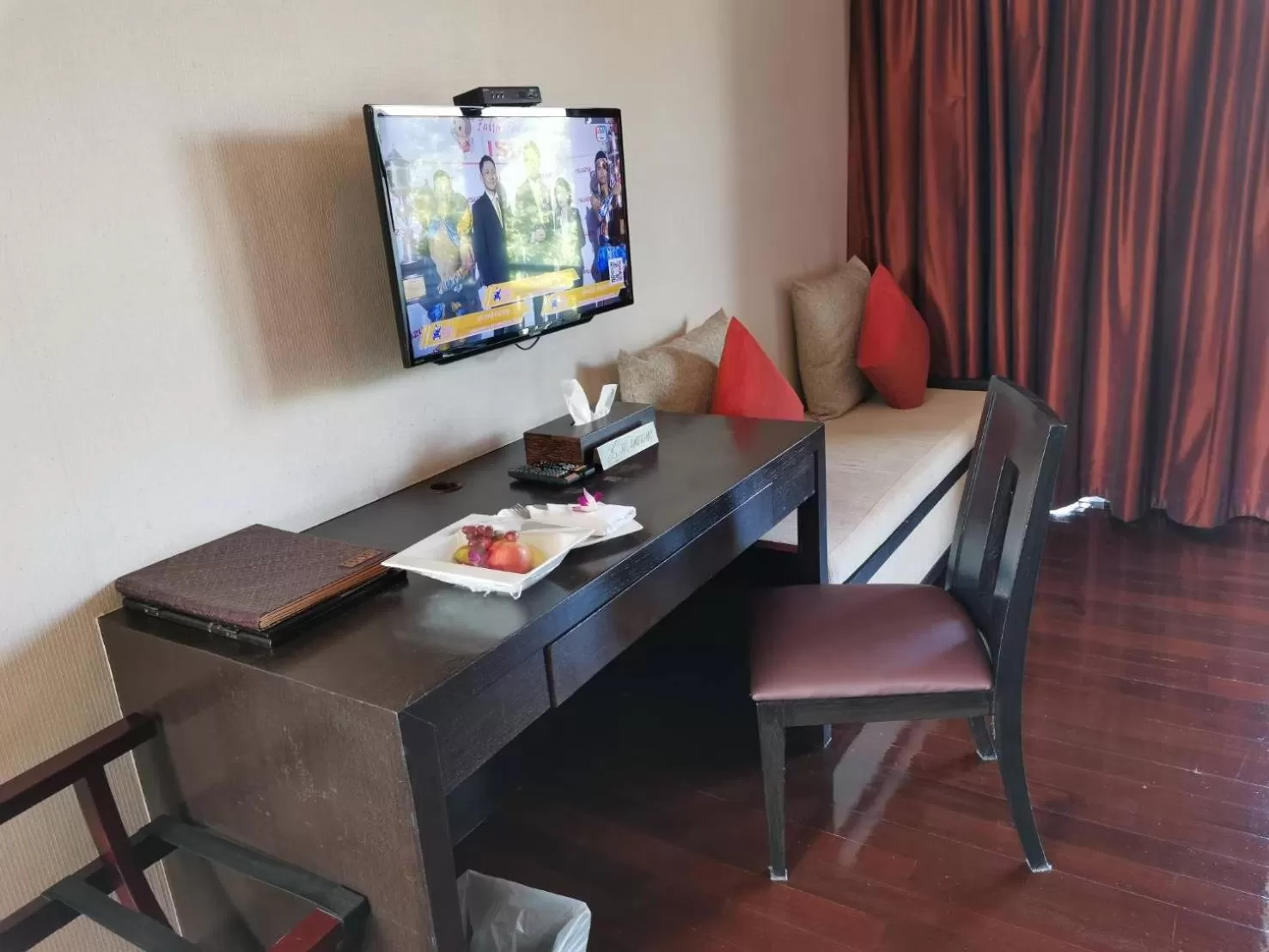 TV and multimedia in Yodia Heritage Hotel