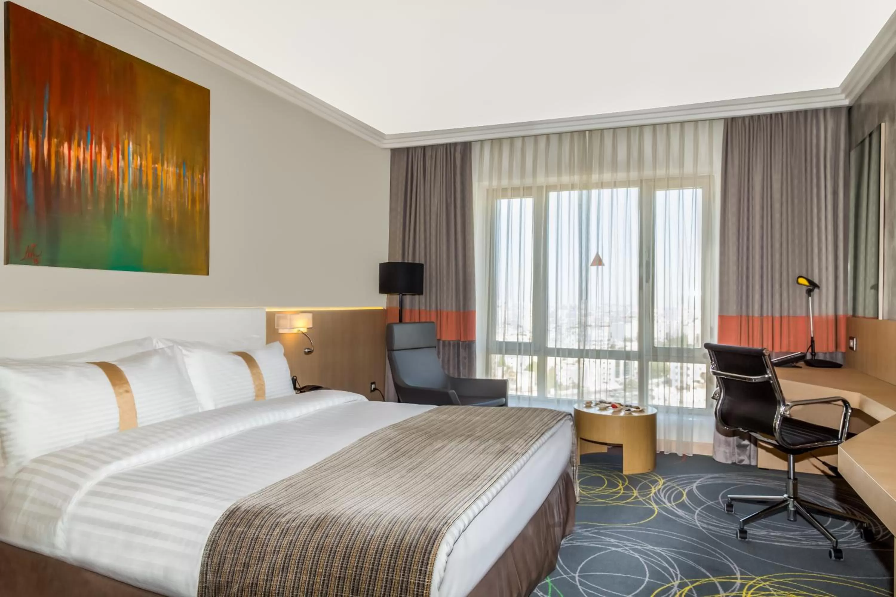 Photo of the whole room, Bed in Mövenpick Hotel Amman