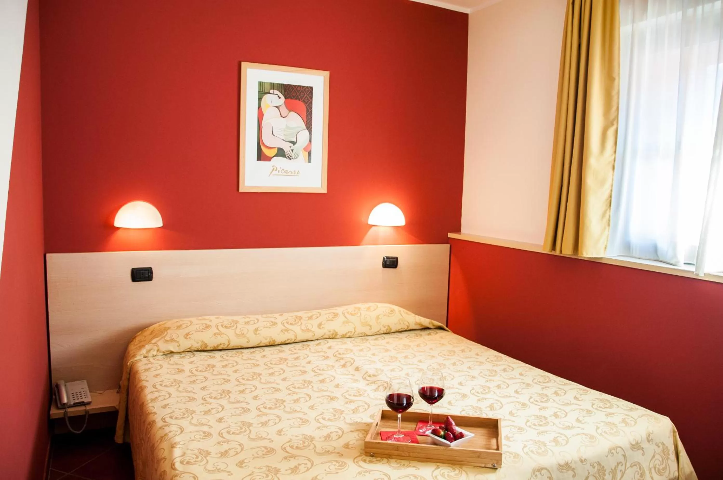 Bedroom, Bed in Lizard Hotel