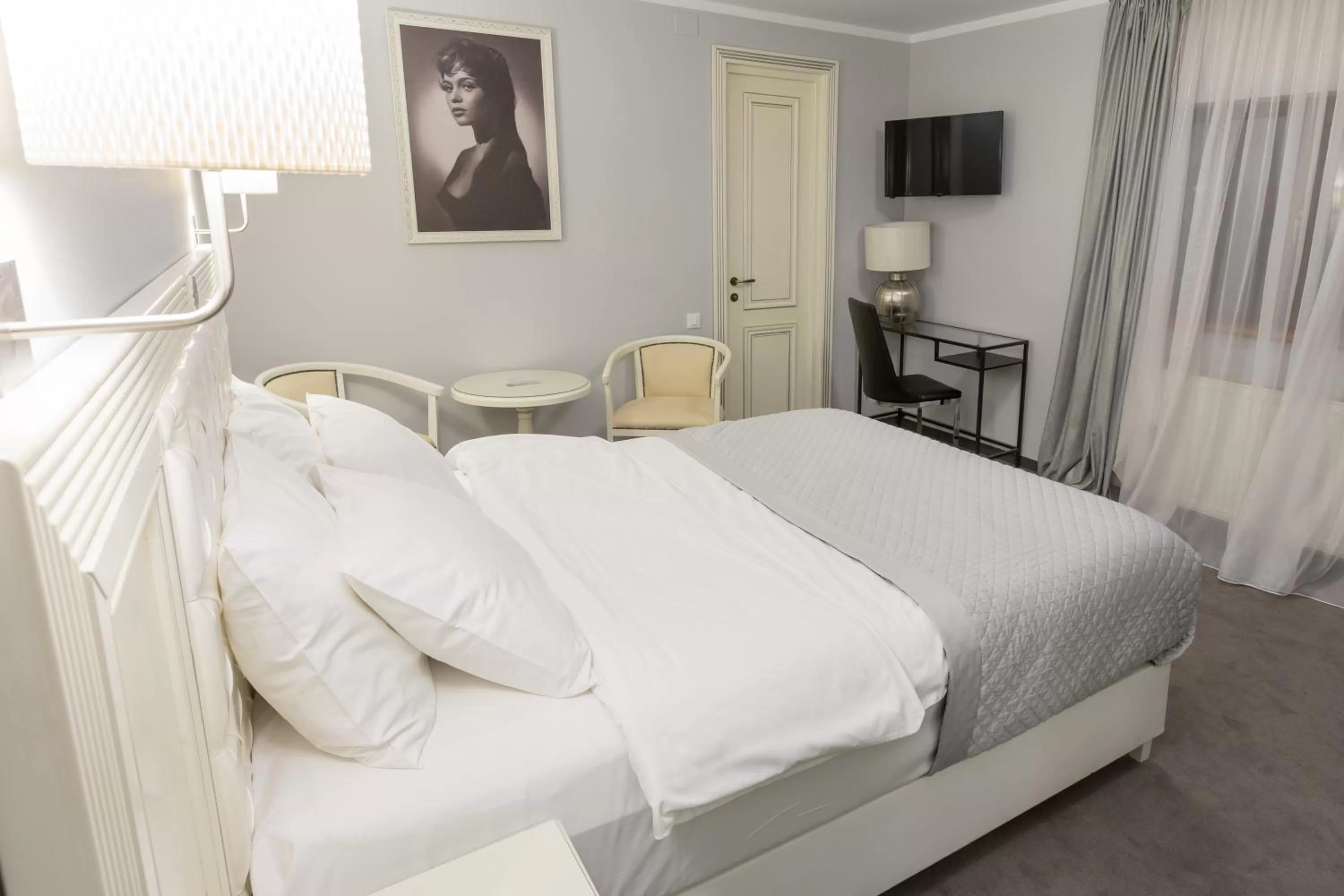 Photo of the whole room, Bed in Vila Cornelia