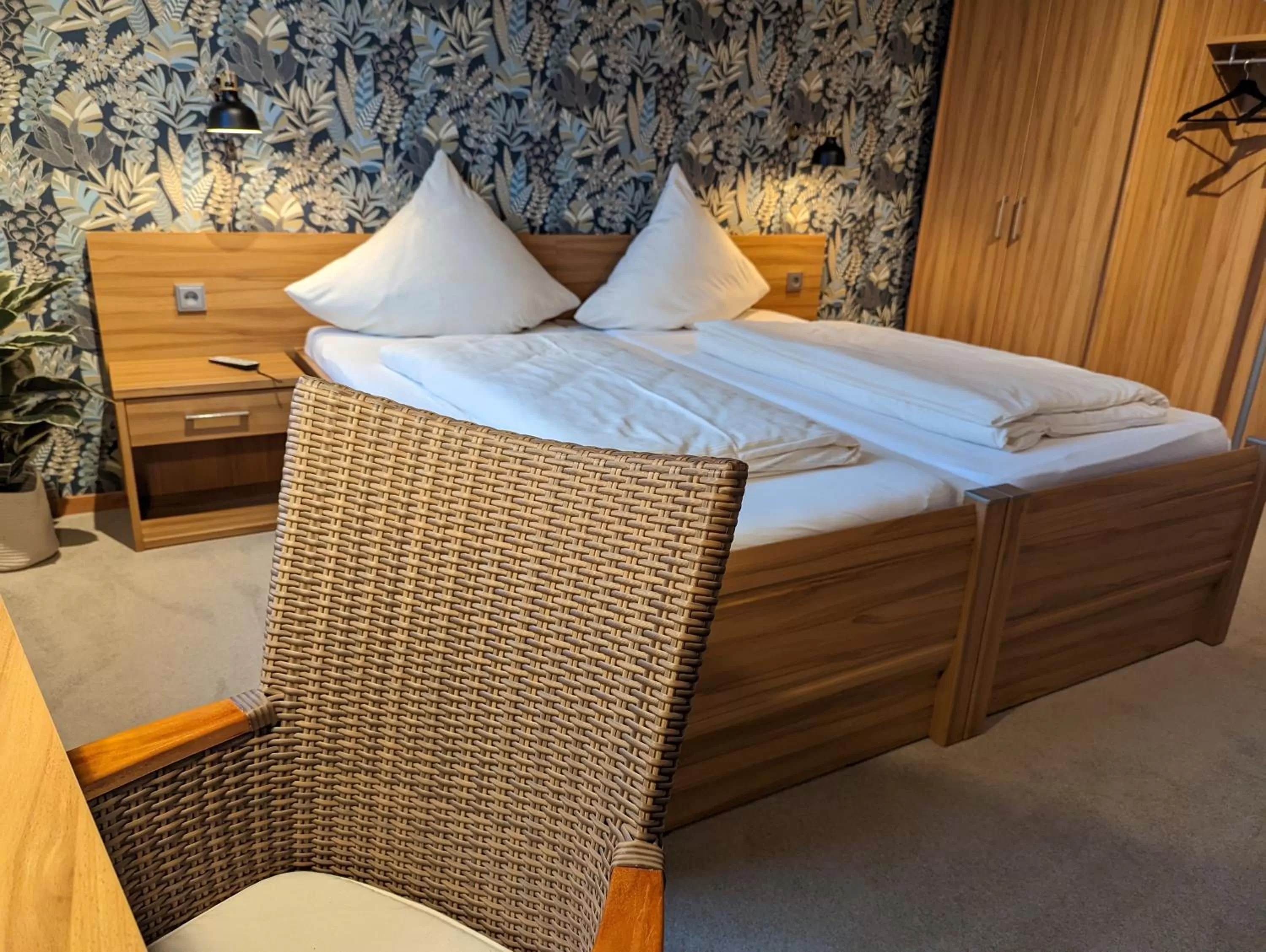 Photo of the whole room, Bed in PaGa - Parkgaststaette