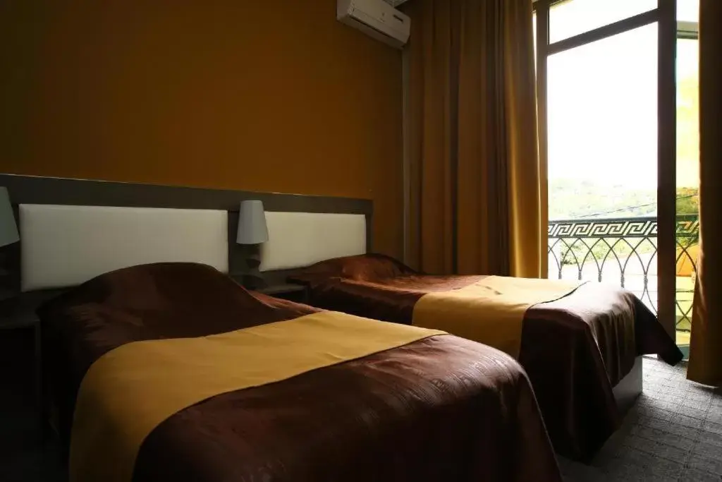 Twin Room - single occupancy in Discovery Hotel Twin Room - single occupancy in Discovery Hotel