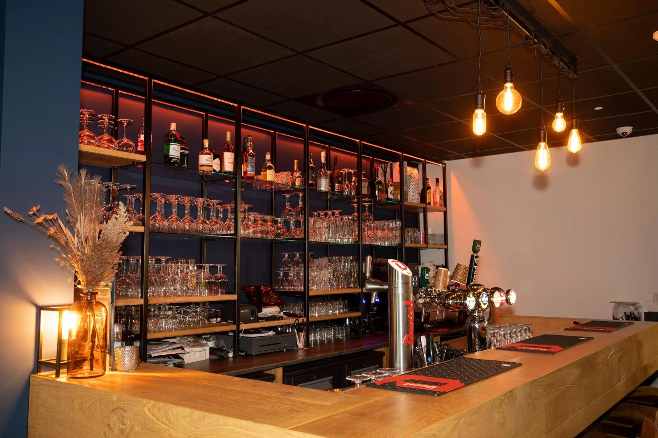 Restaurant/places to eat in Hotel Tholen