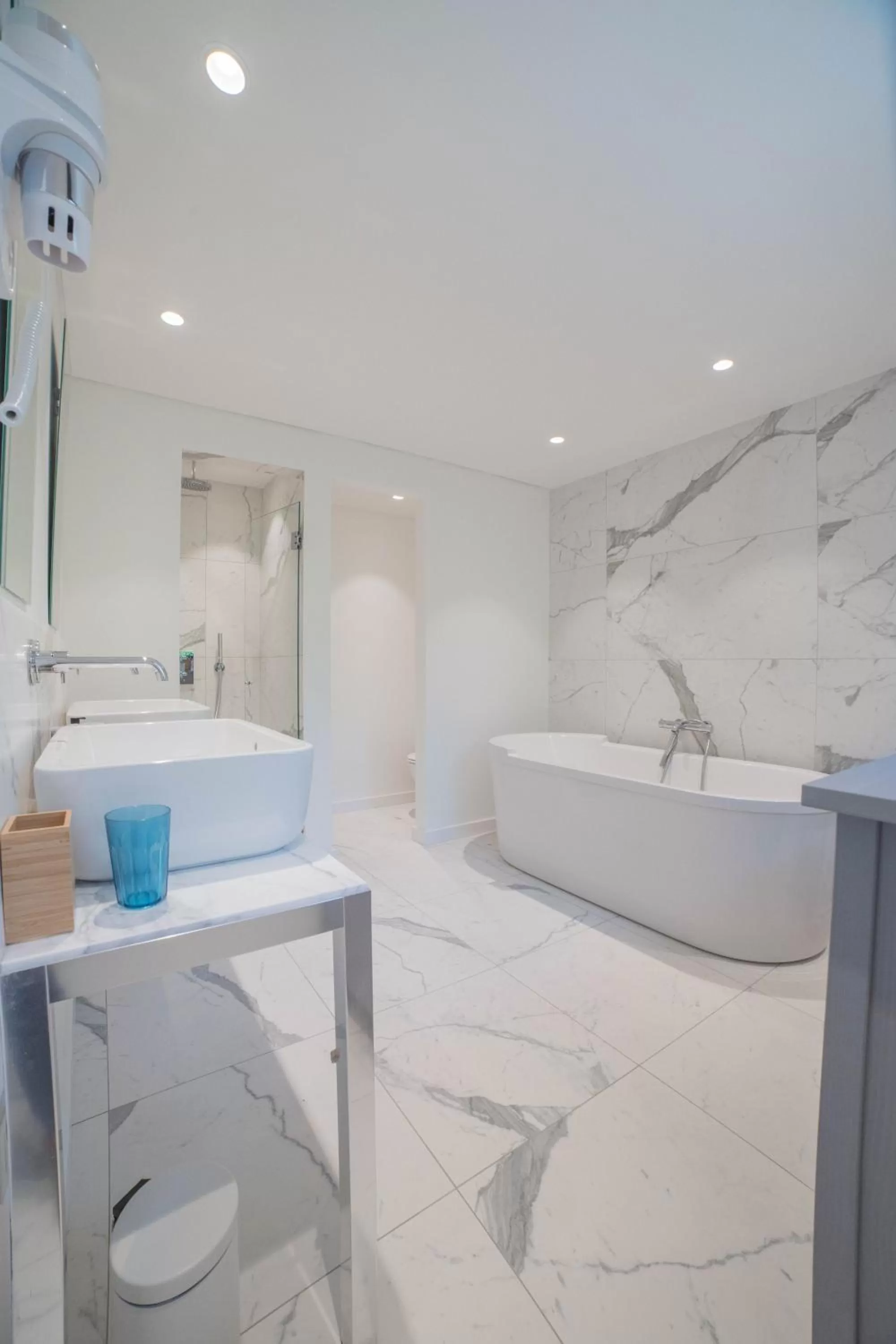 Bathroom in Hotel le Mandala