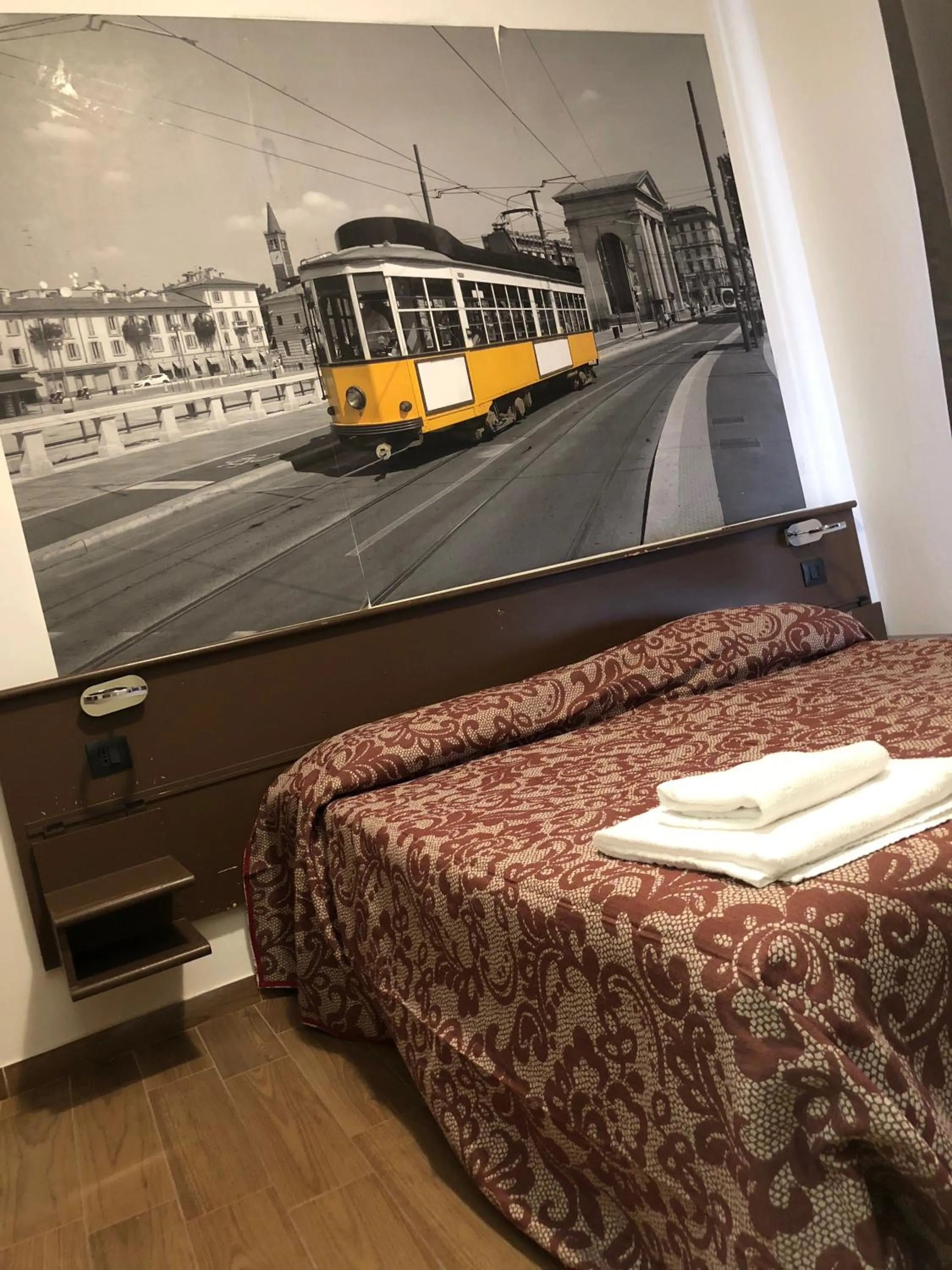 Bed in Albergo Corvetto Corso Lodi