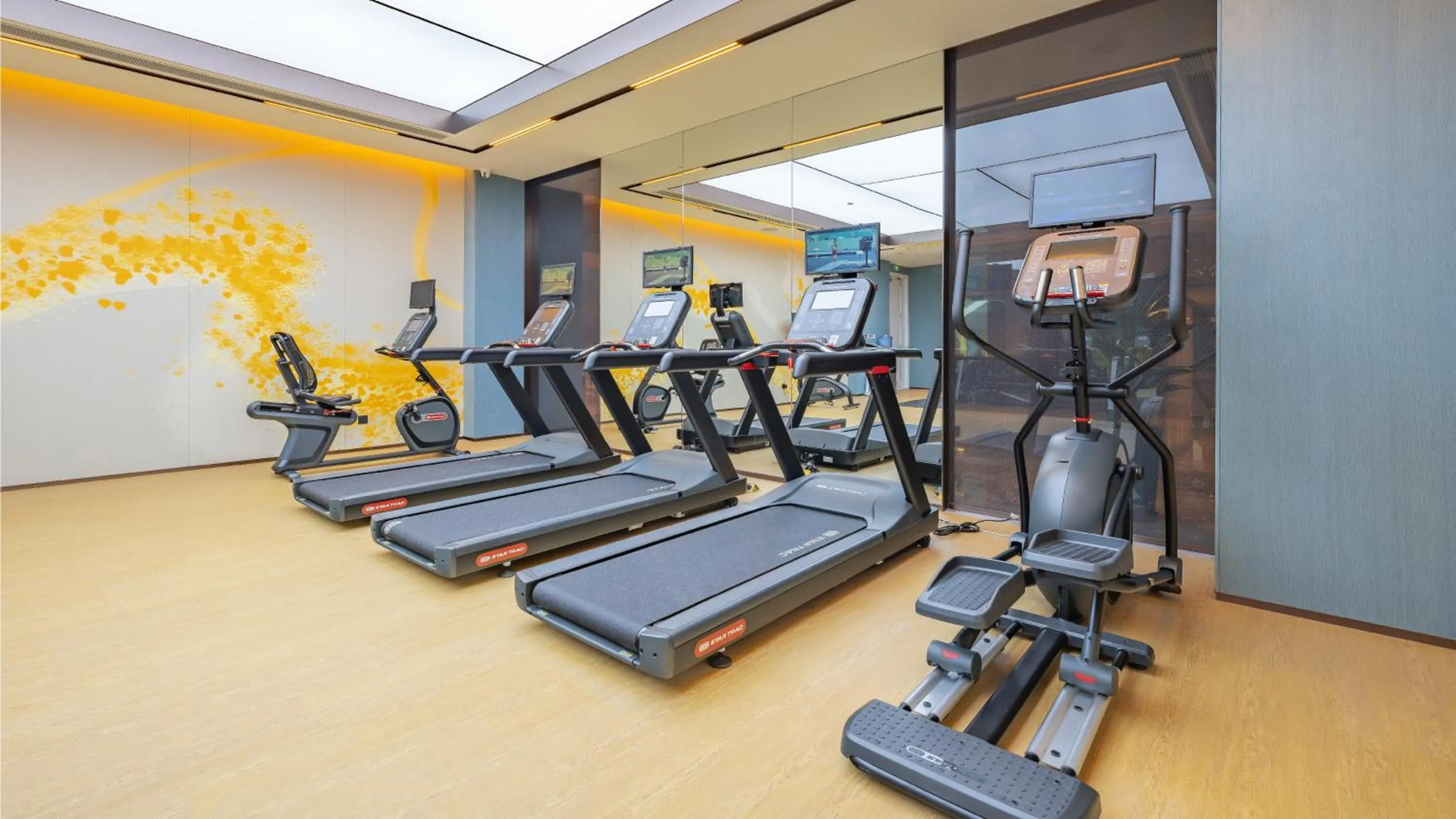 Fitness centre/facilities in Holiday Inn Changchun Oriental Plaza by IHG