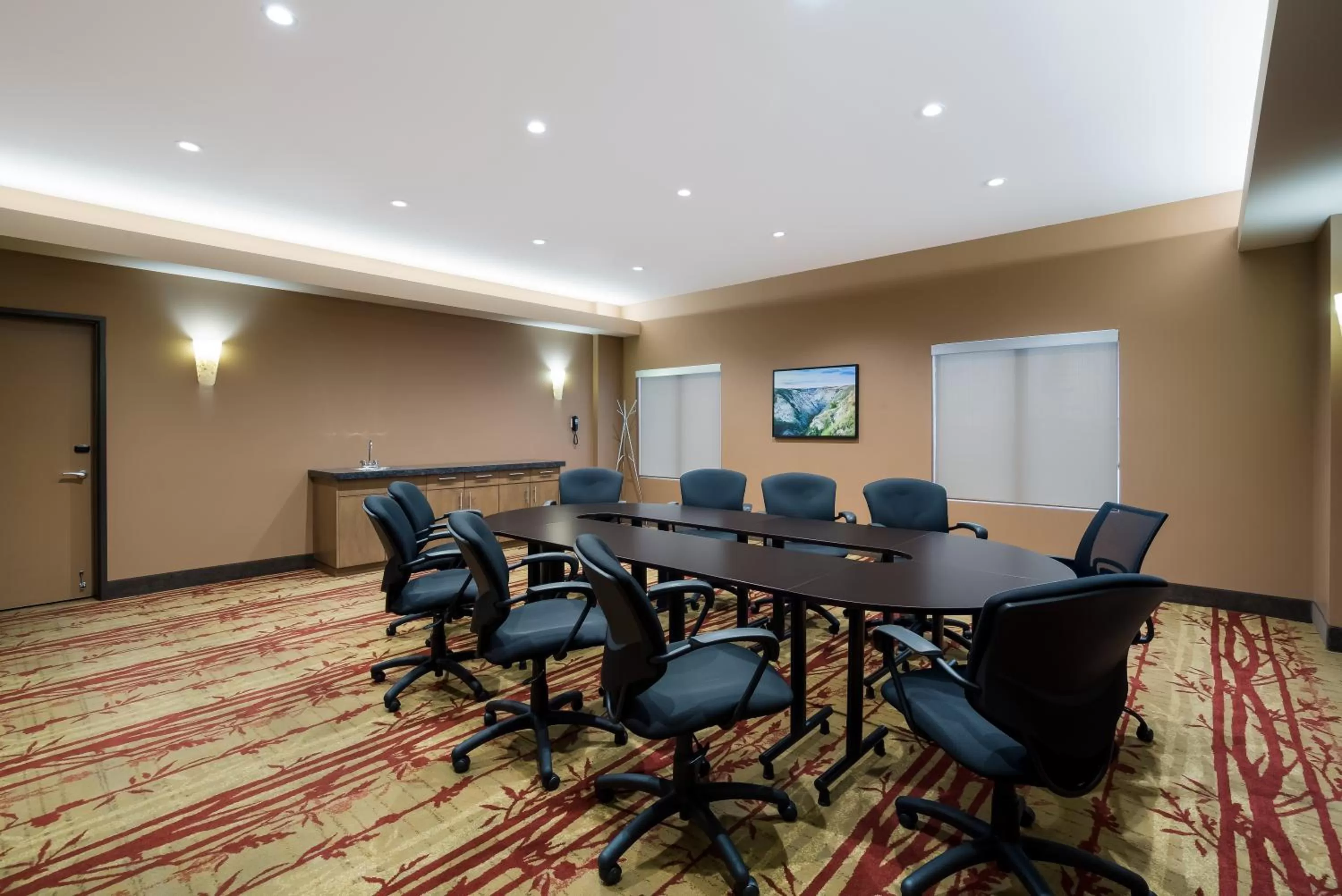 Meeting/conference room in Hotel 11, MOD A Sonesta Collection