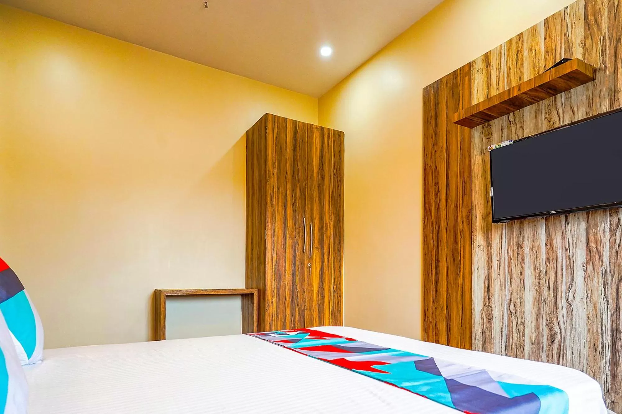 Bedroom, Bed in FabHotel Quest - Nr Quest Mall