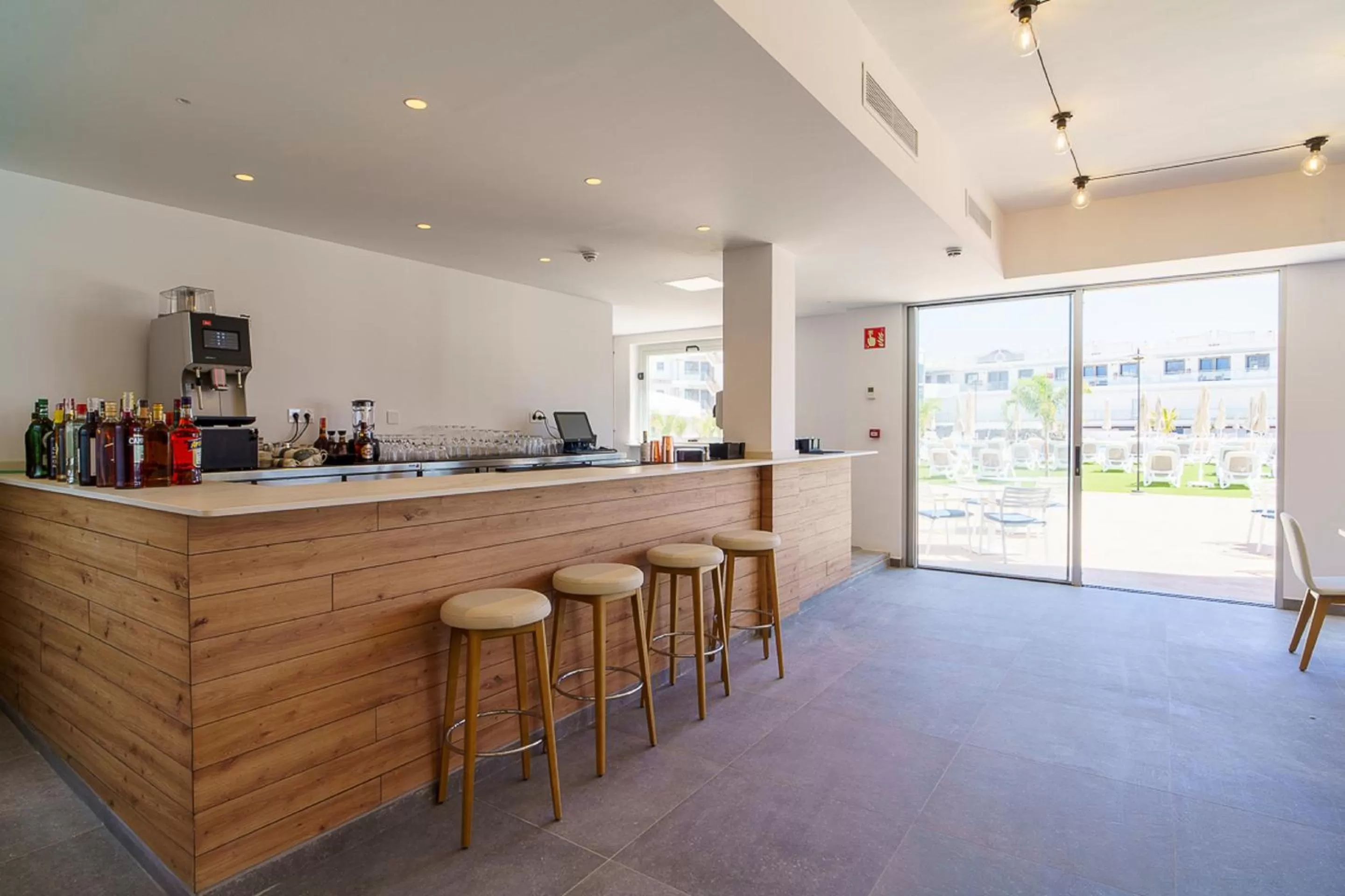 Restaurant/places to eat in Hotel Cordial Marina Blanca