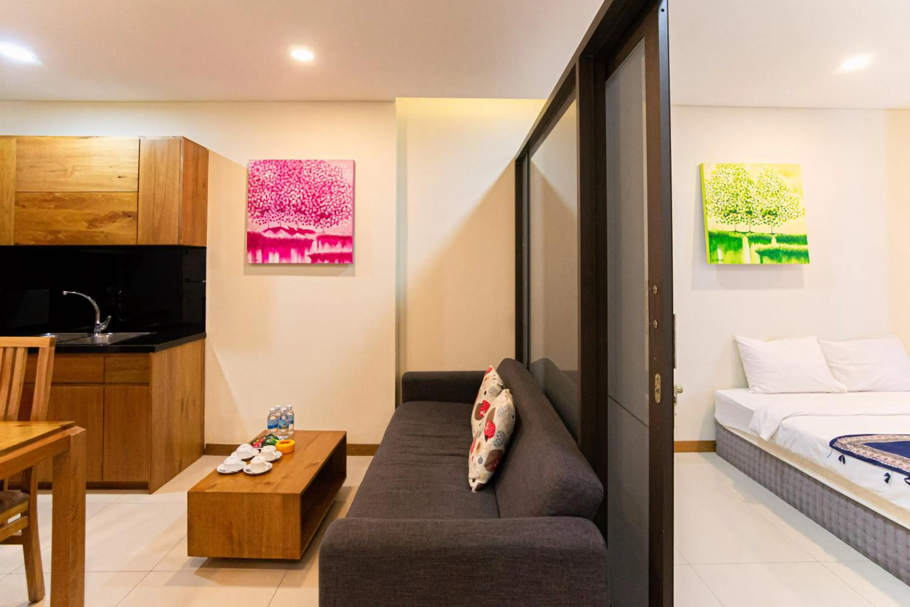 Holi Beach Hotel & Apartments