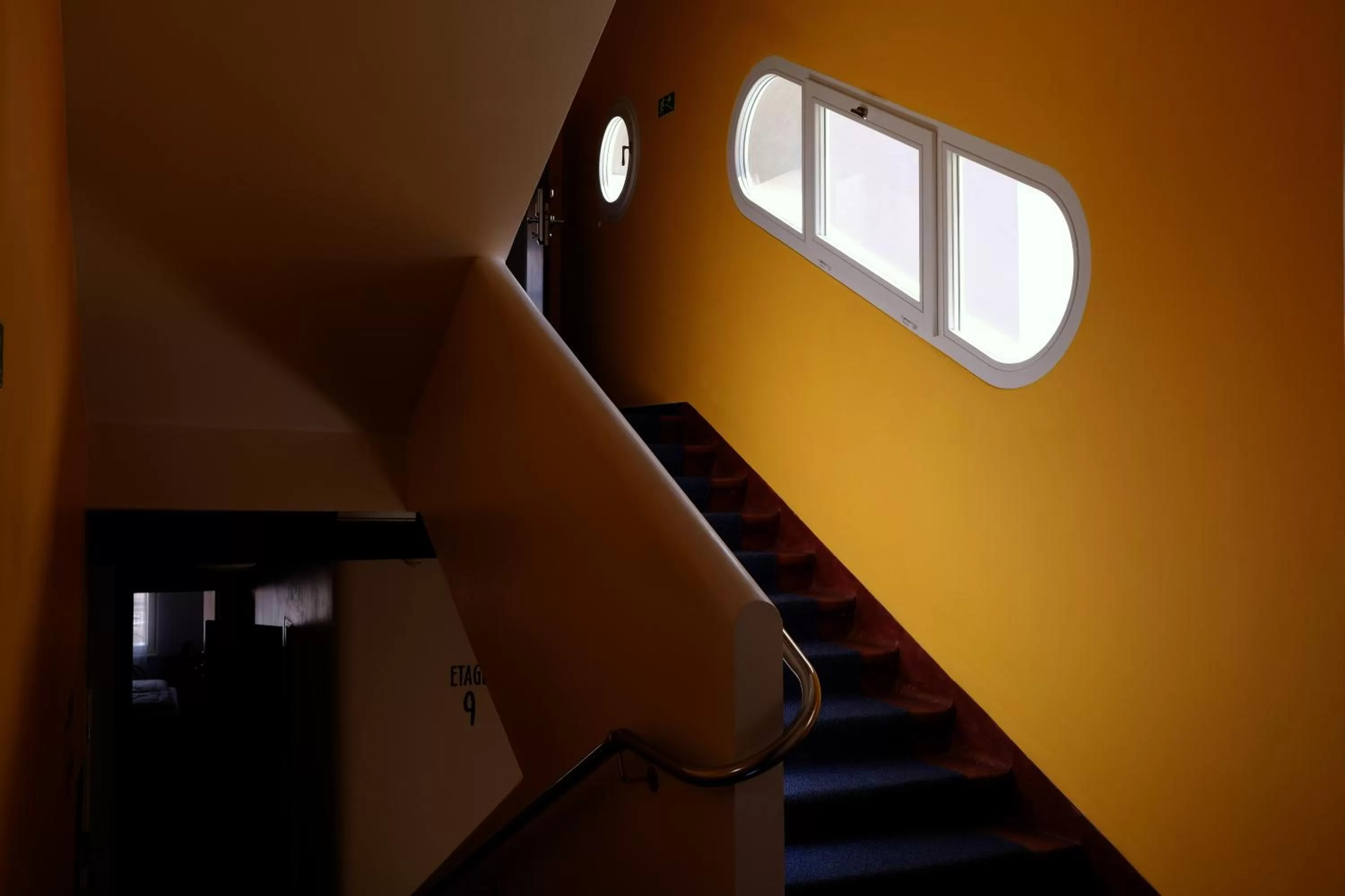 Area and facilities in Hotel Avion - National Cultural Monument - ICONIC HOUSES ORG