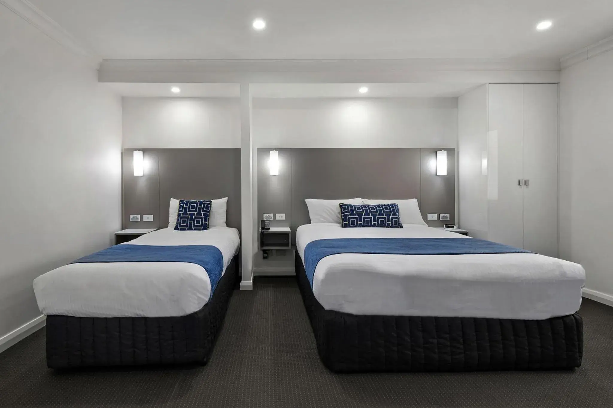Deluxe Twin Room in Bluegum Dubbo Deluxe Twin Room in Bluegum Dubbo