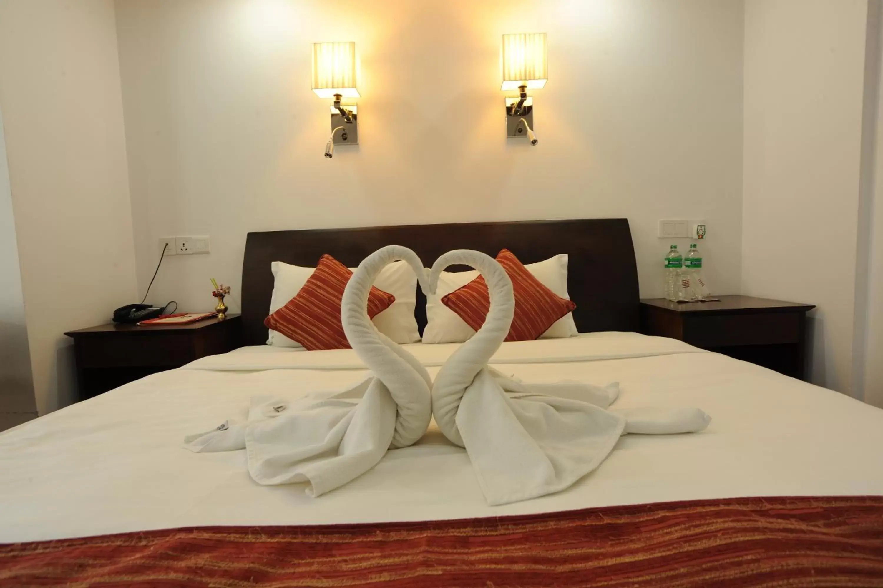Deluxe Single Room - single occupancy - Free Airport Pick Up, 10% Discount on Food in Apsara Boutique Hotel Deluxe Single Room - single occupancy - Free Airport Pick Up, 10% Discount on Food in Apsara Boutique Hotel