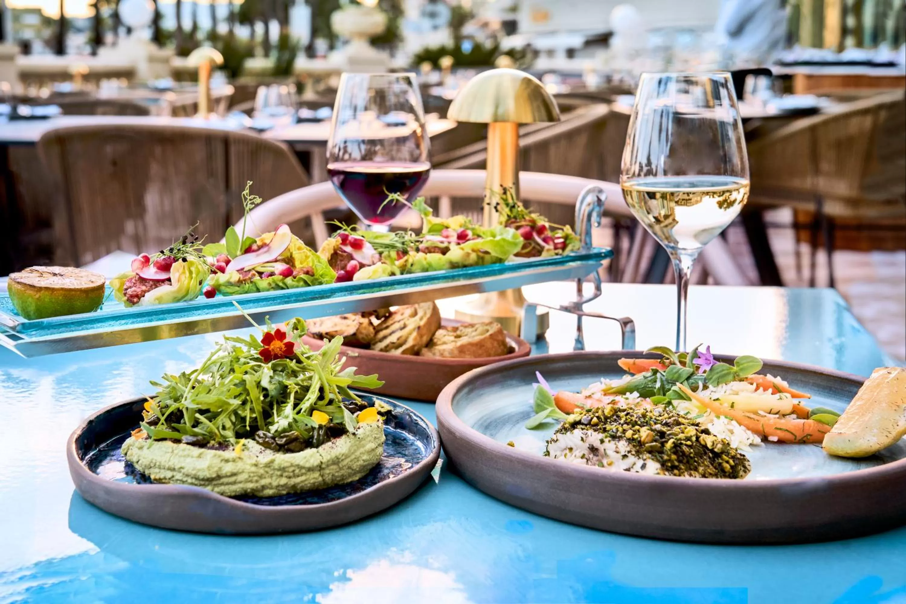 Restaurant/places to eat in Carlton Cannes, a Regent Hotel