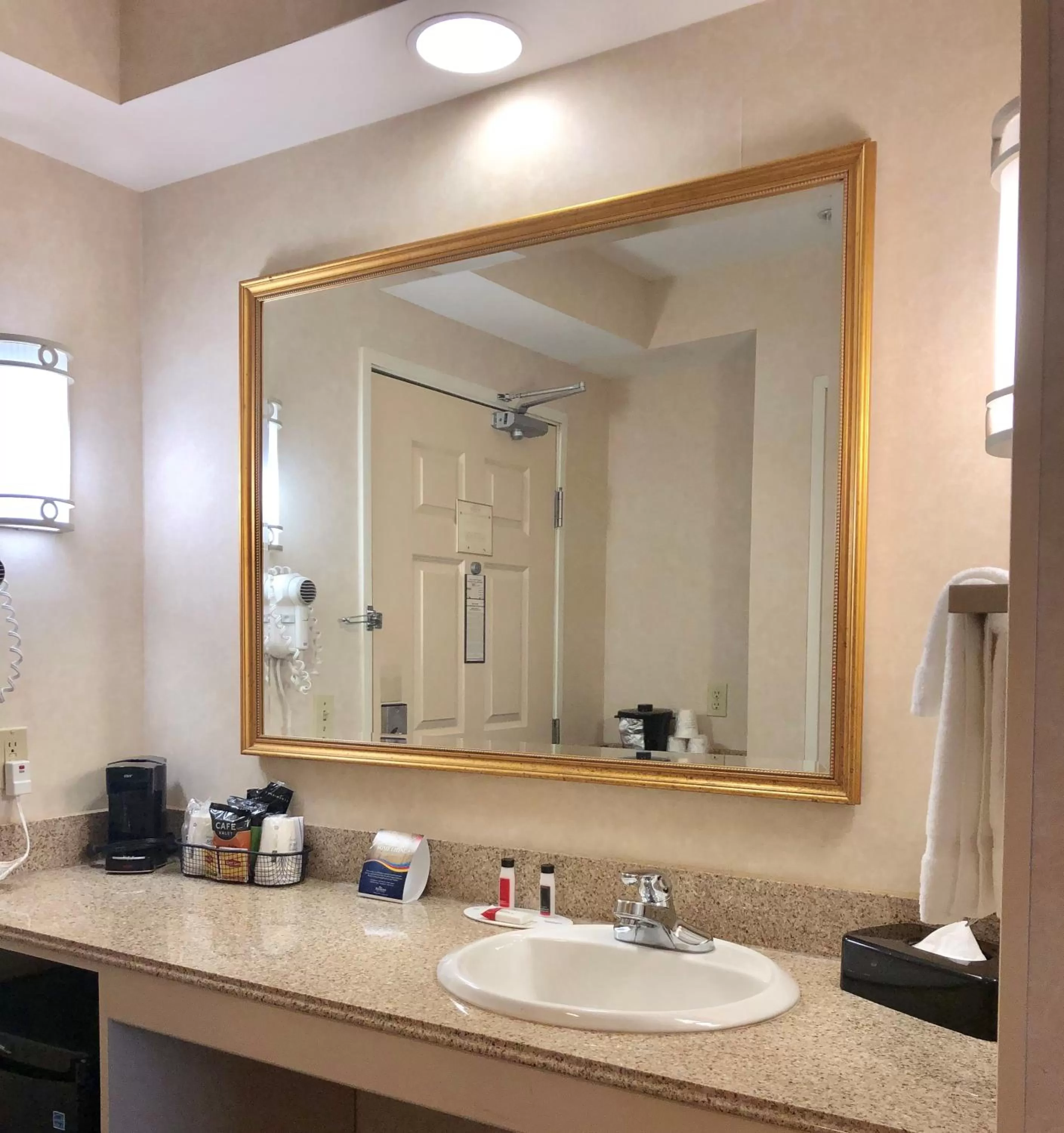 Bathroom in Baymont by Wyndham Grand Rapids SW/Byron Center