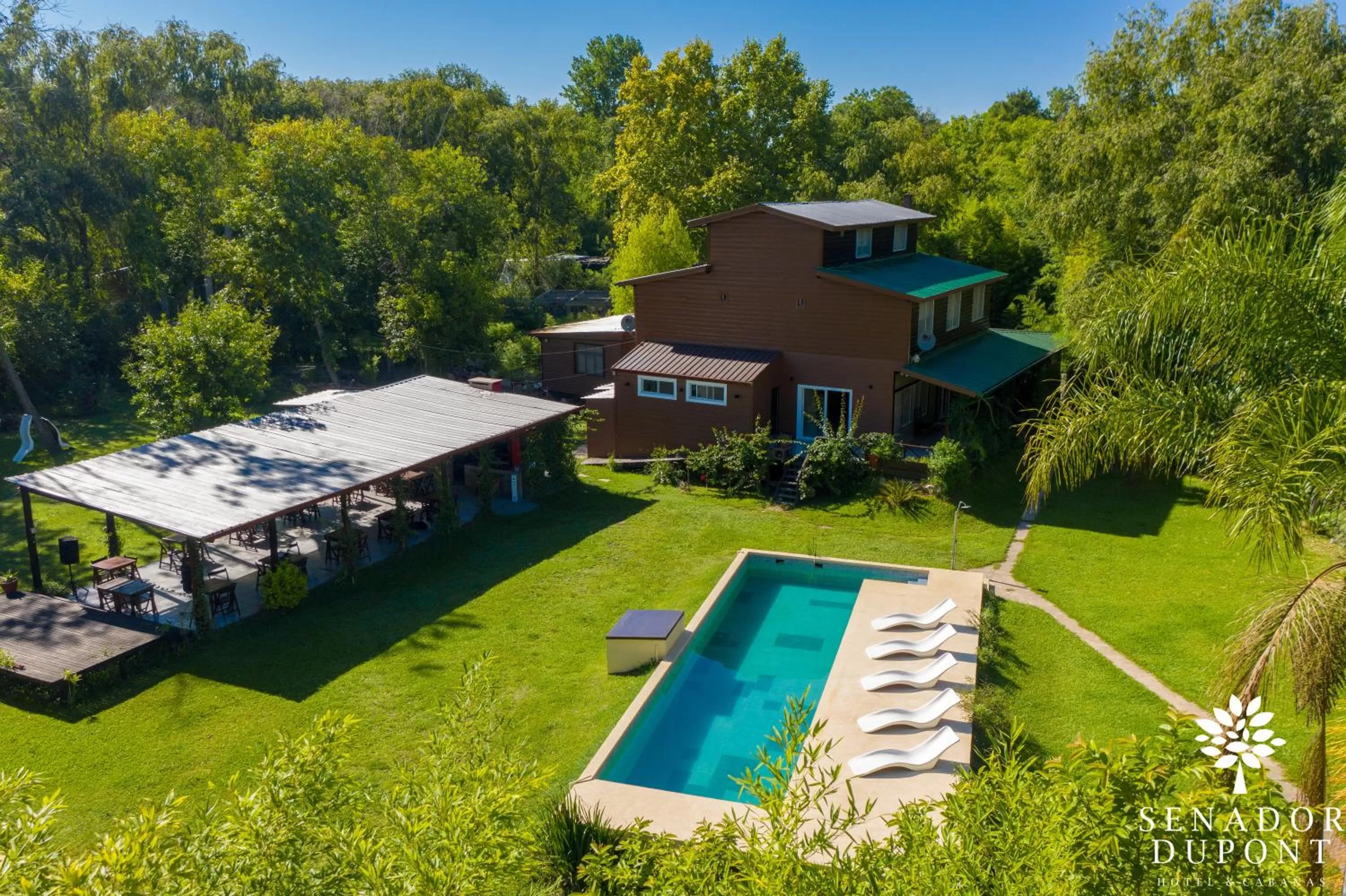 Pool View in Senador Dupont