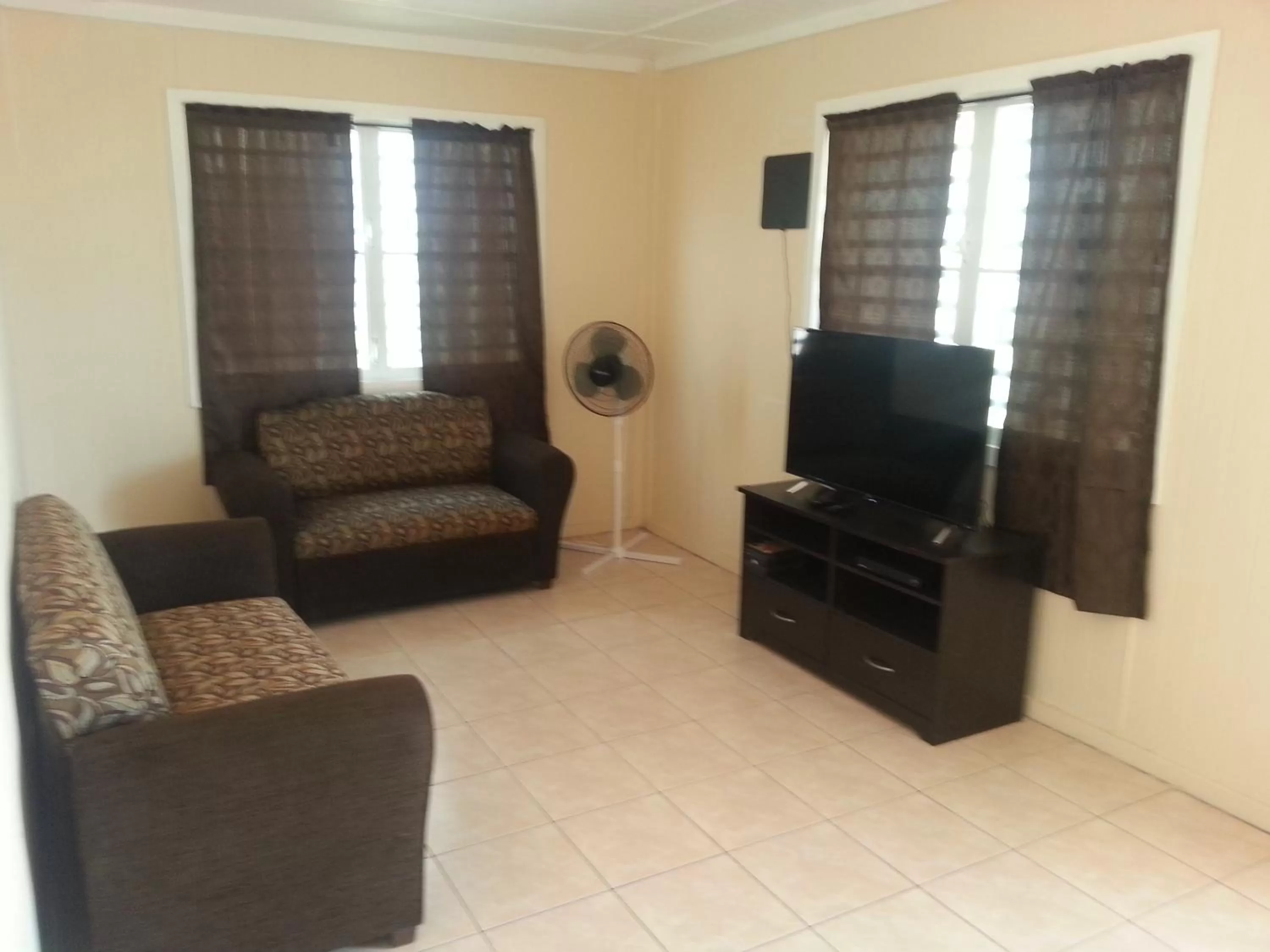 TV and multimedia, TV/Entertainment Center in Aguada of the Seas