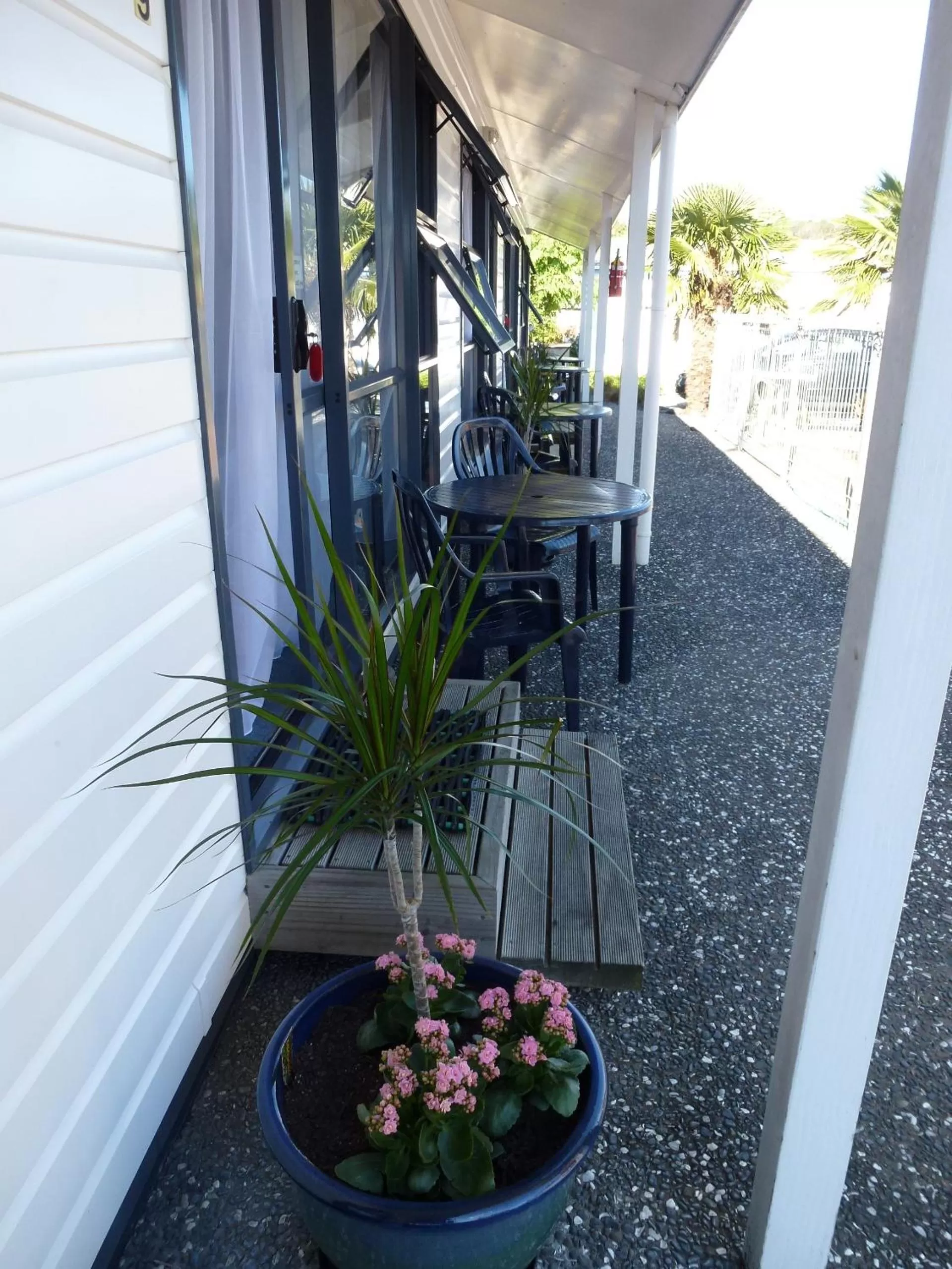 Facade/entrance in Mana-Nui Motel