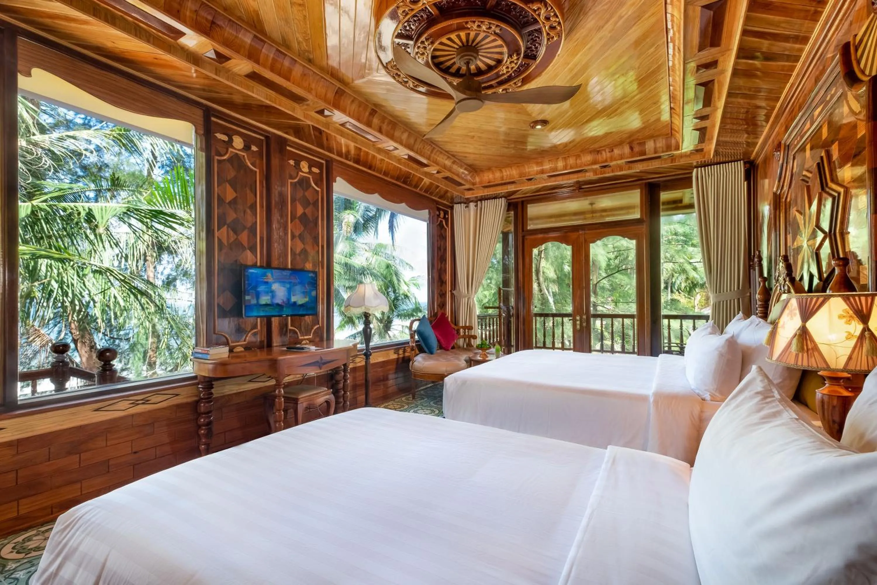 Photo of the whole room, Bed in Coco Palm Beach Resort