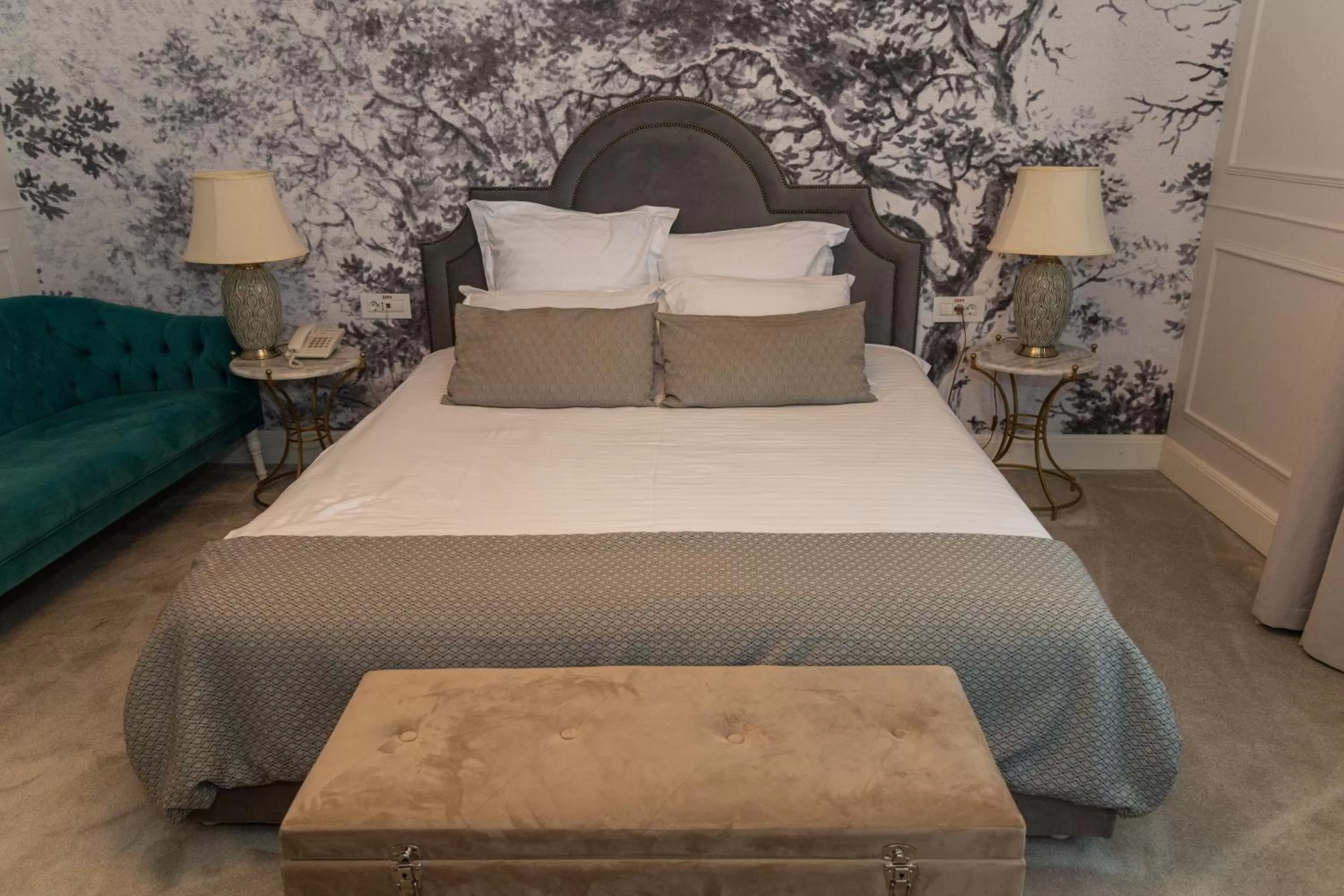 Photo of the whole room, Bed in Hotel Splendid 1900