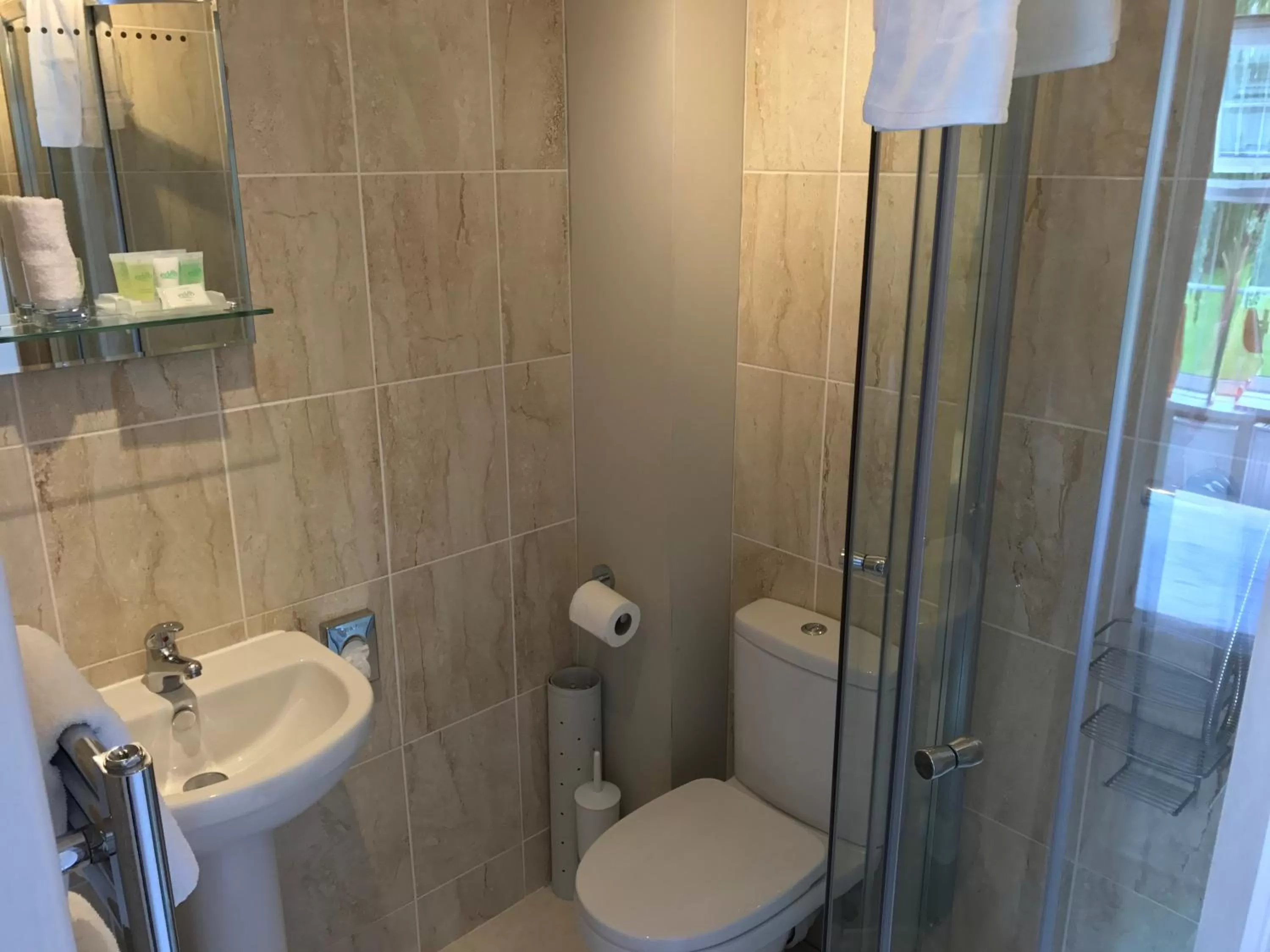 Bathroom in The Black Swan Inn